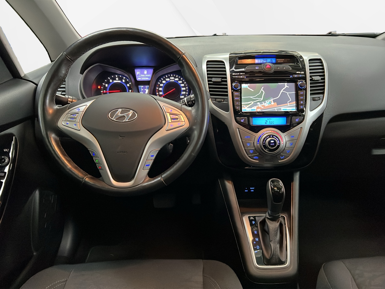 HYUNDAI iX20 1.6 Vertex Automatic-image-6