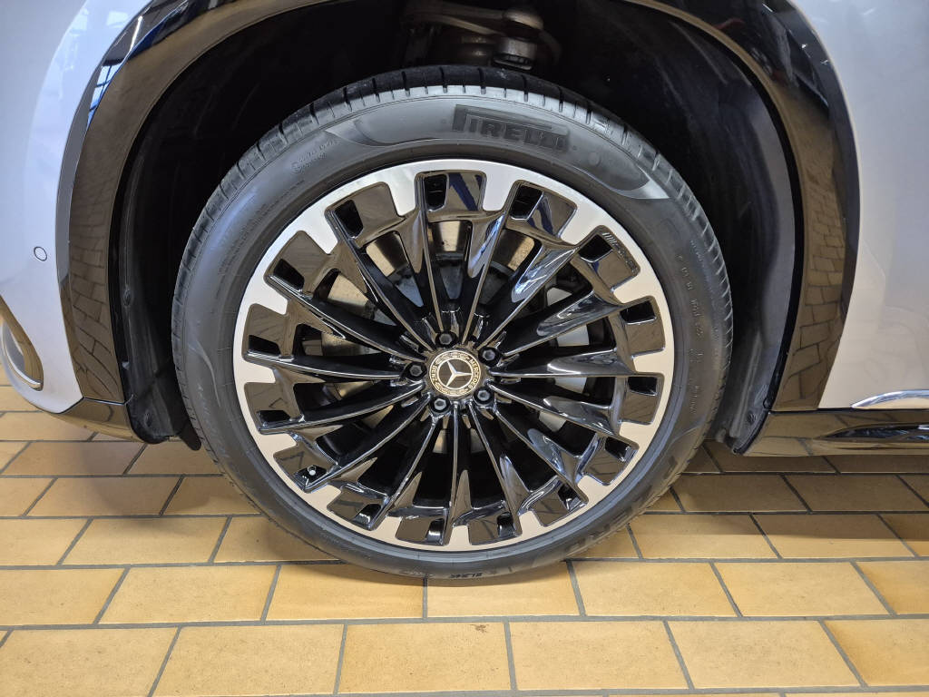 MERCEDES-BENZ EQS 580 4Matic SUV-image-21