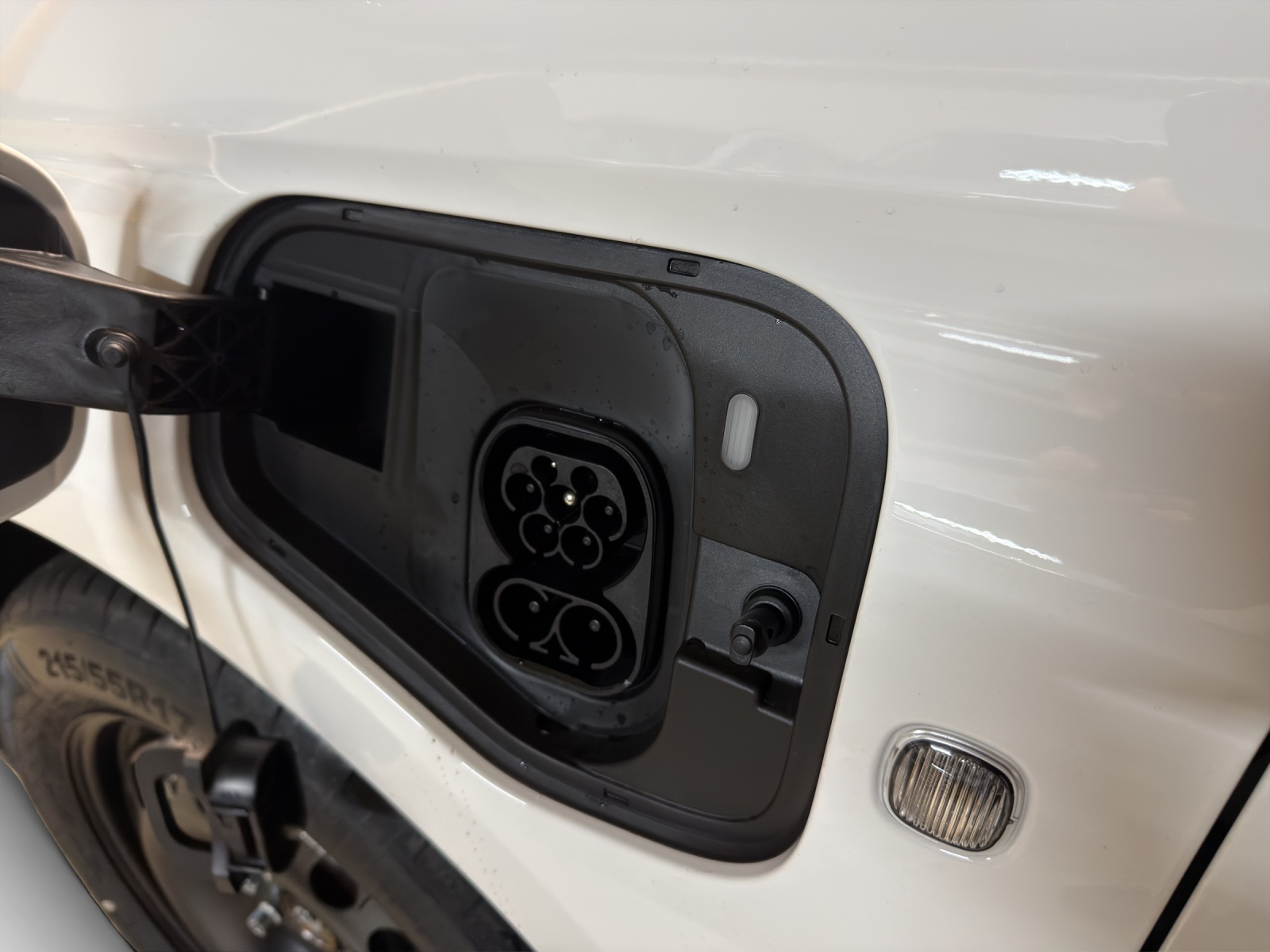 VW Caddy Cargo 1.5 TSI Plug in Hybrid DSG-image-14