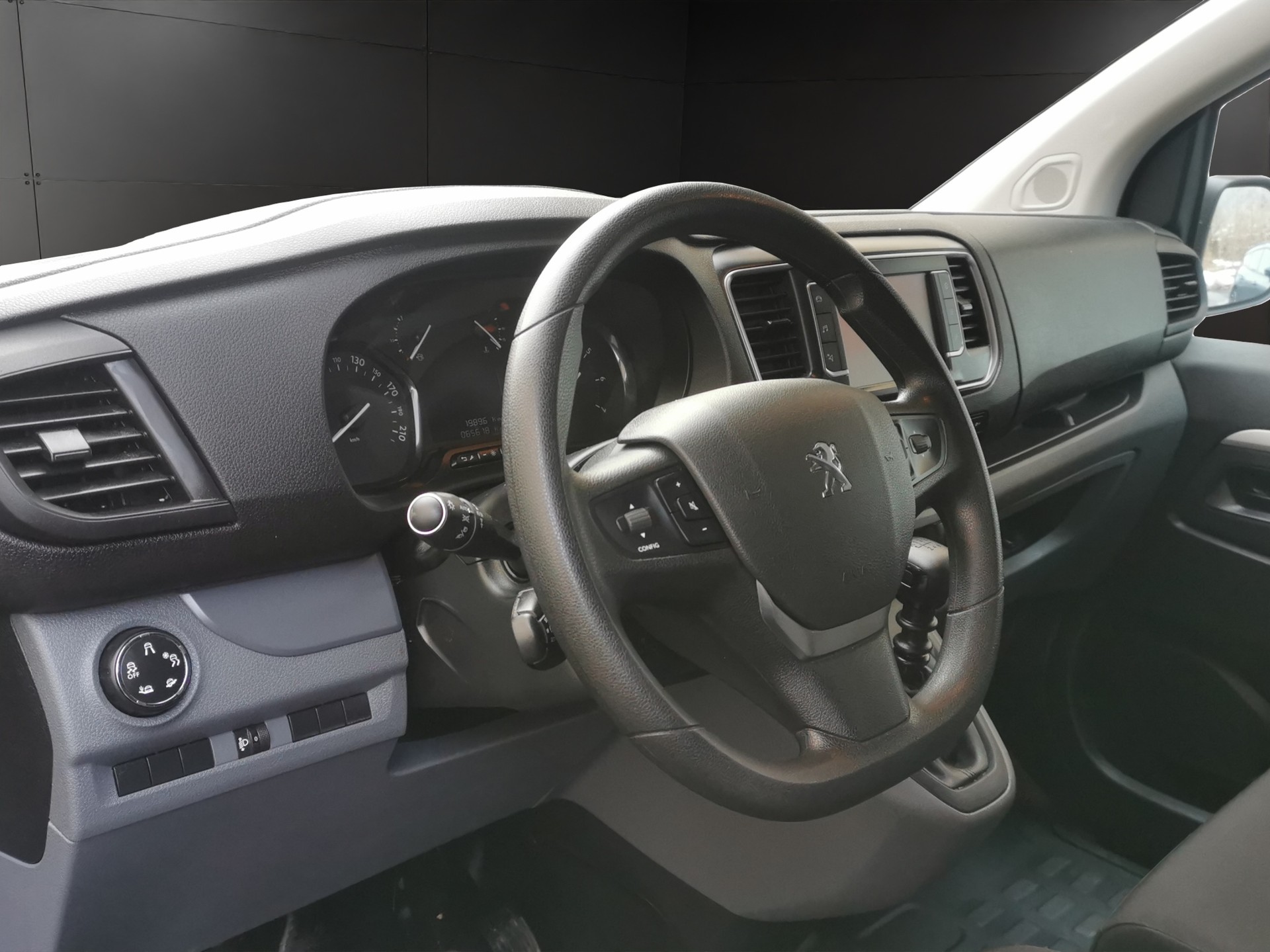 PEUGEOT Expert 2.0 BlueHDi 150 S&S Fix Confort Standard-image-8