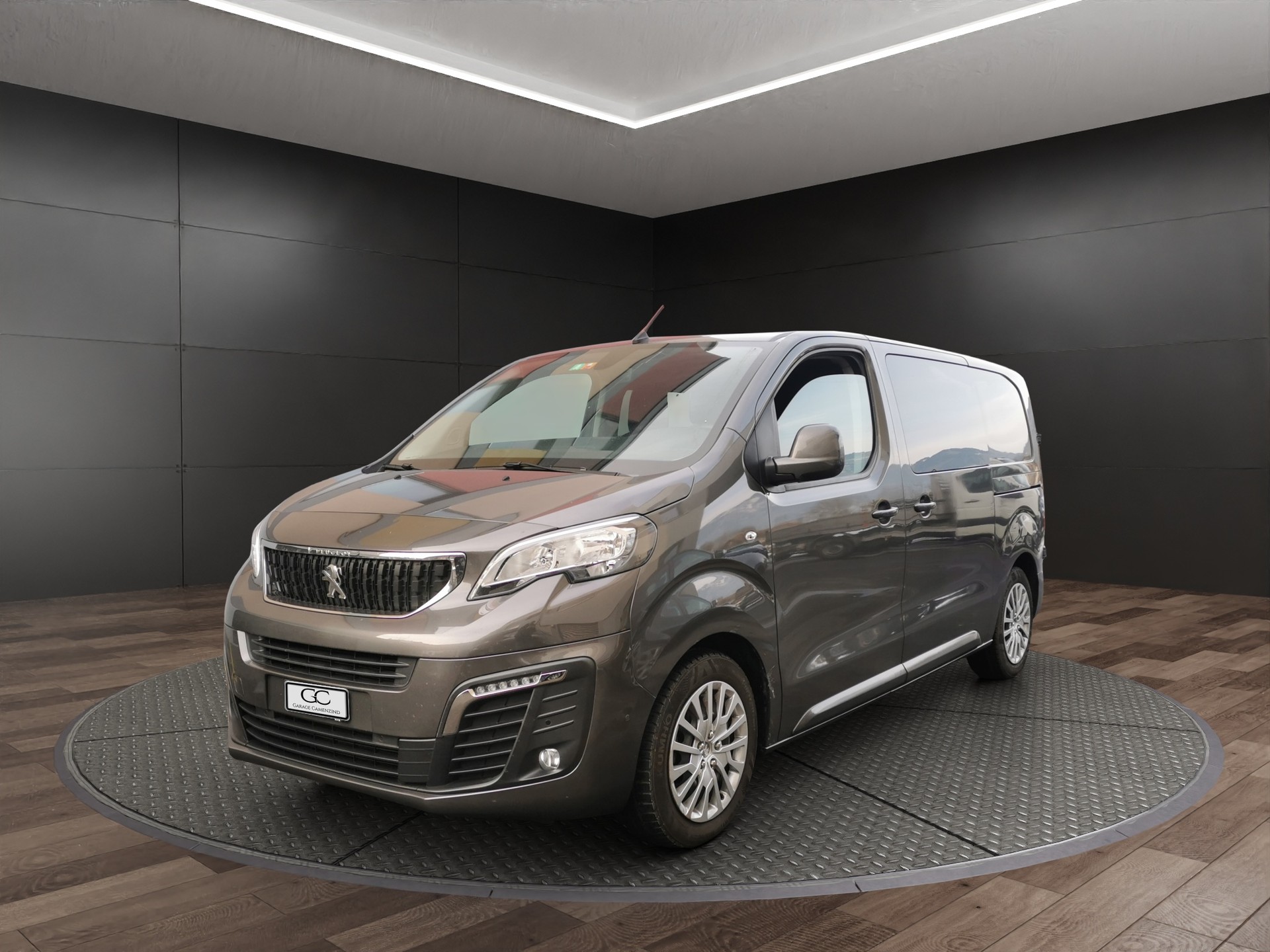 PEUGEOT Expert 2.0 BlueHDi 150 S&S Fix Confort Standard-showroom-element-3