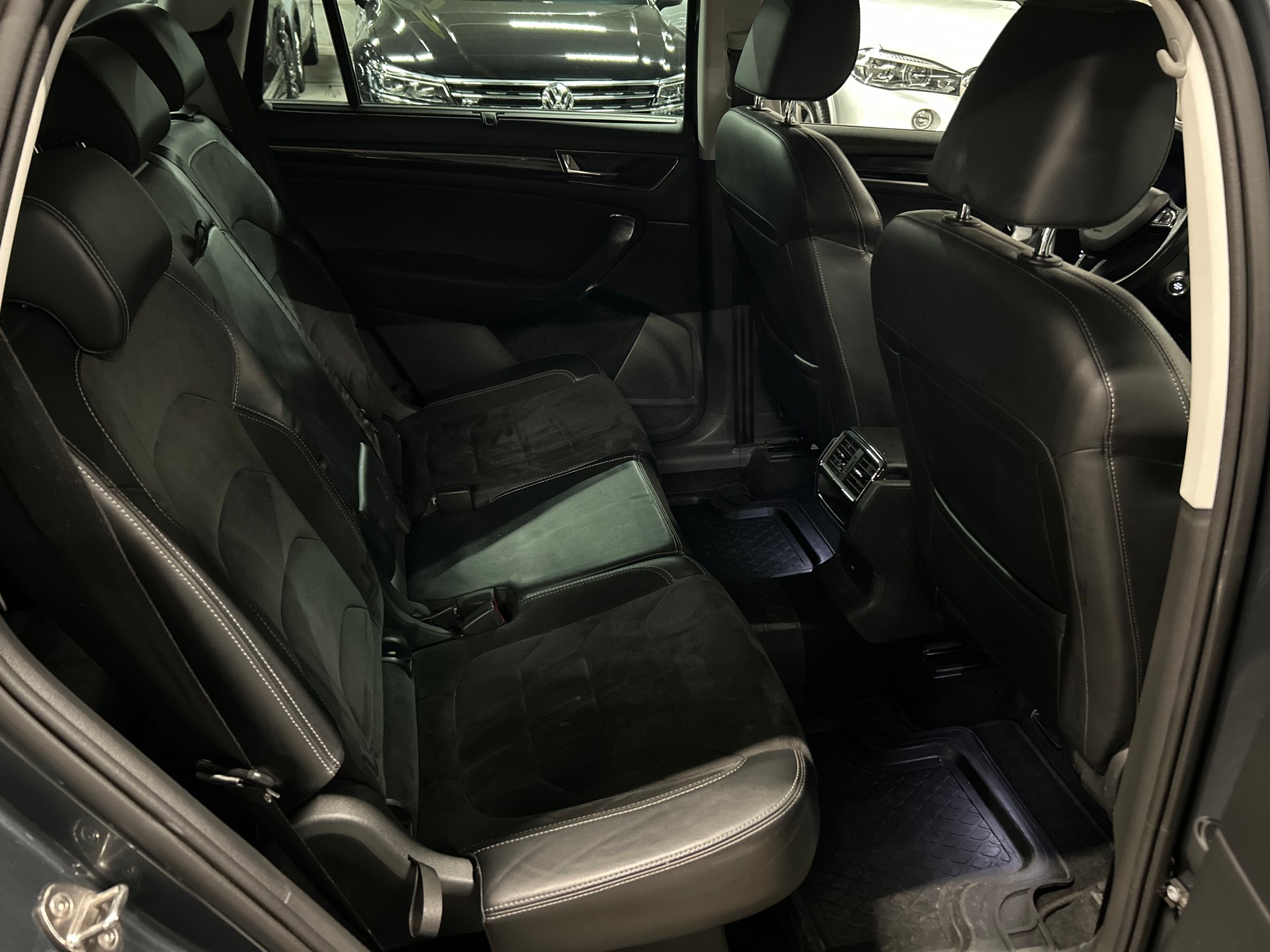 SKODA Kodiaq 2.0 TDI 4x4 DSG 7 Plätzer-image-13
