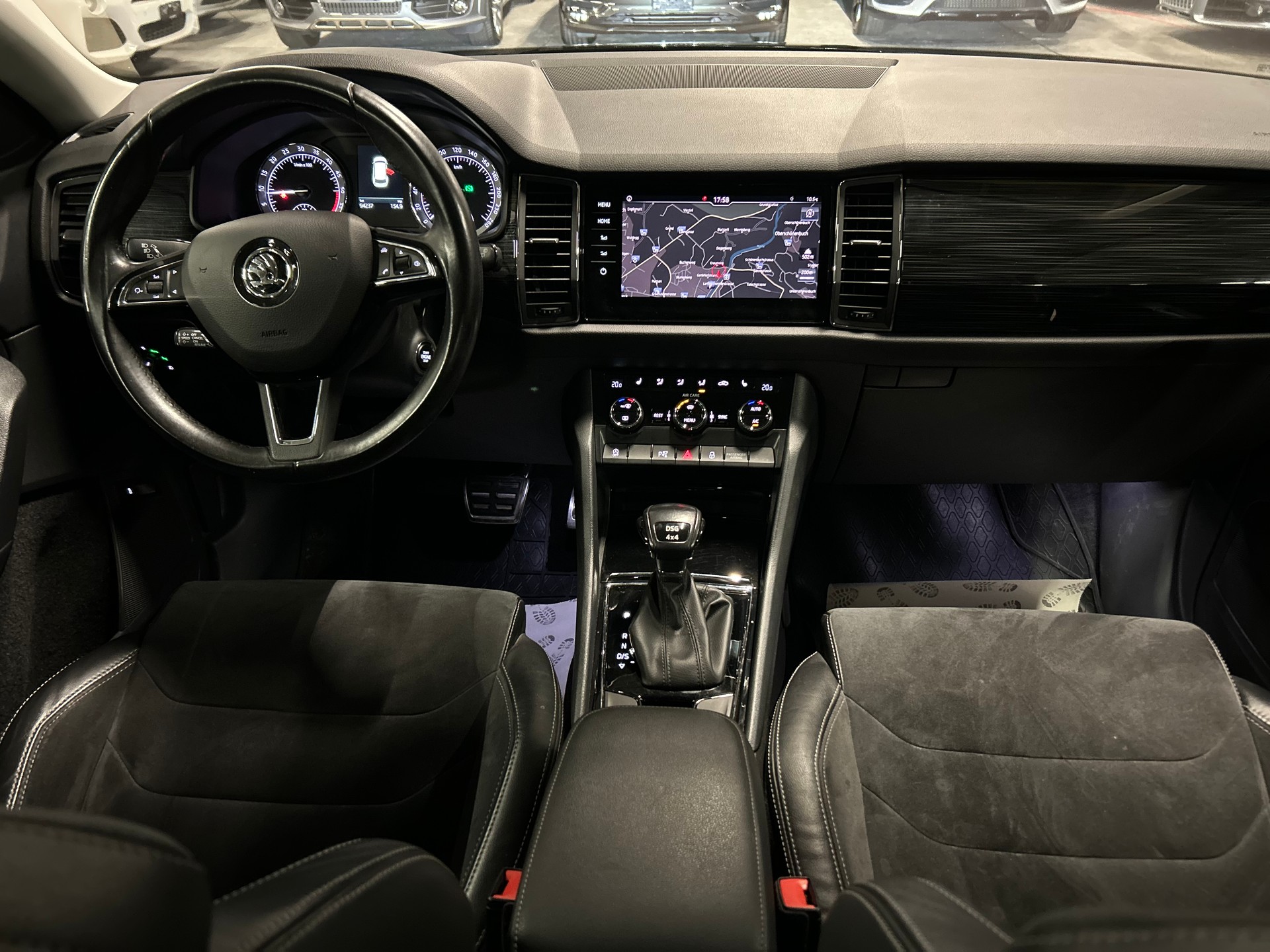 SKODA Kodiaq 2.0 TDI 4x4 DSG 7 Plätzer-image-14