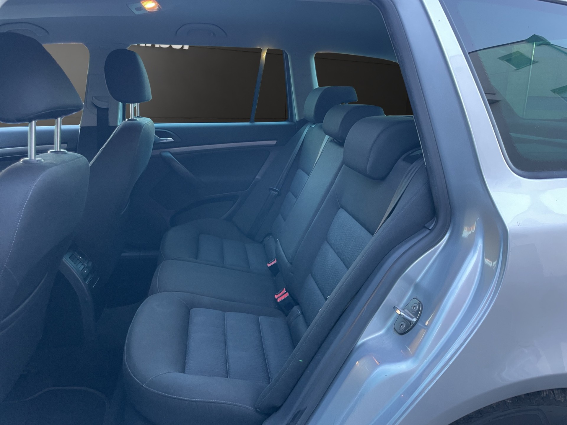 SKODA Octavia 2.0 FSI Elegance Tiptronic-image-10