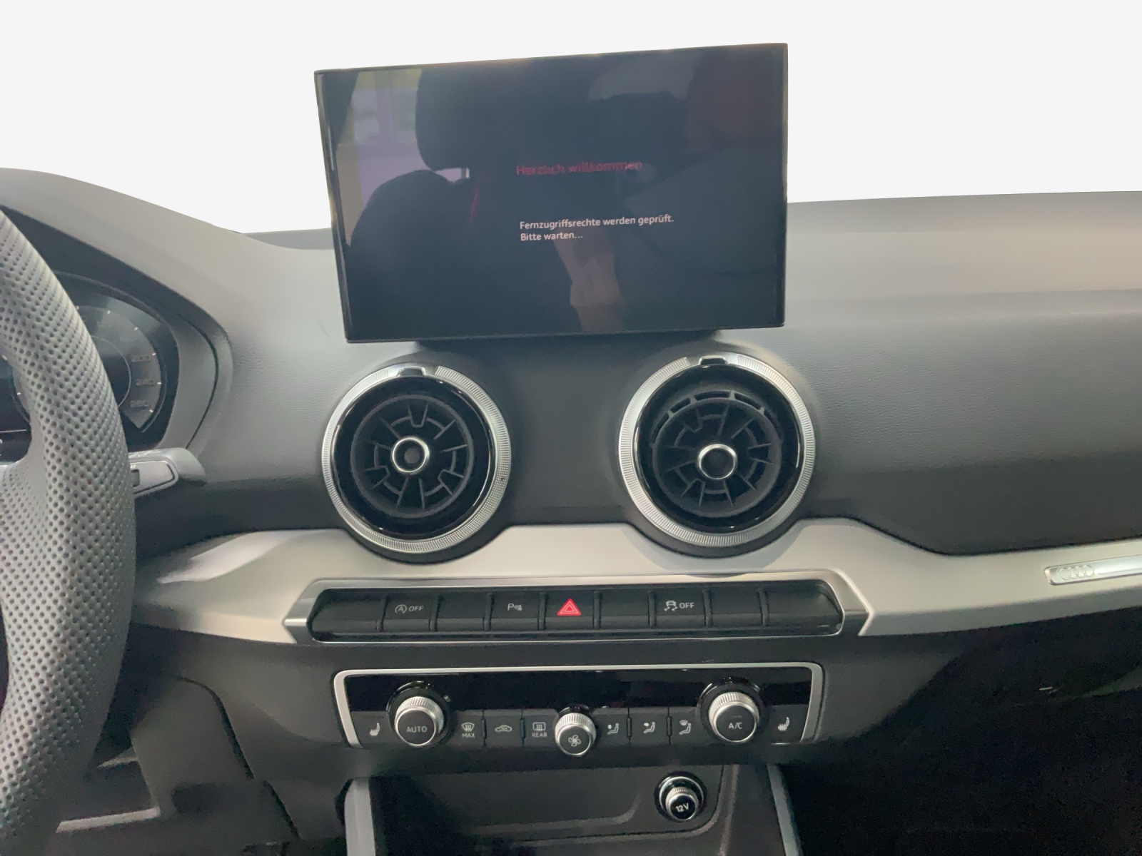 AUDI Q2 35 TFSI advanced S-tronic-image-10