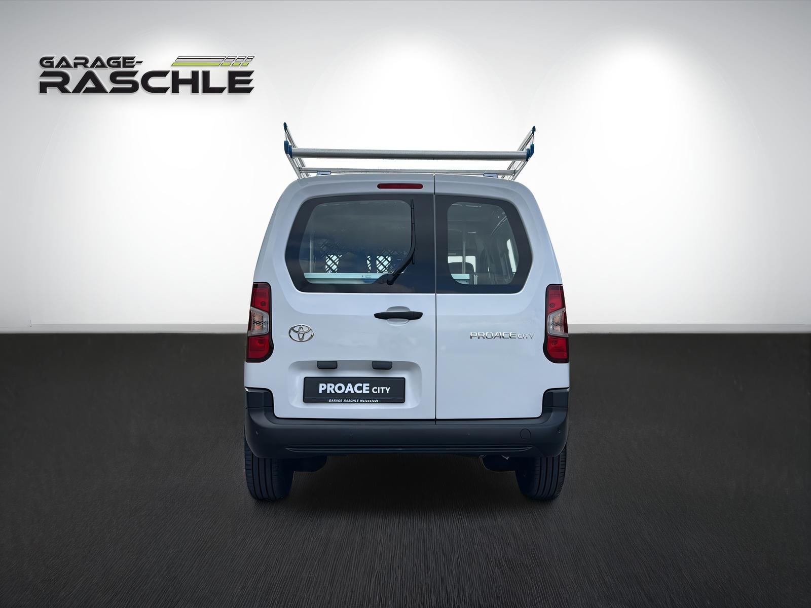 TOYOTA PROACE CITY Van L1 1.2 Active-image-5