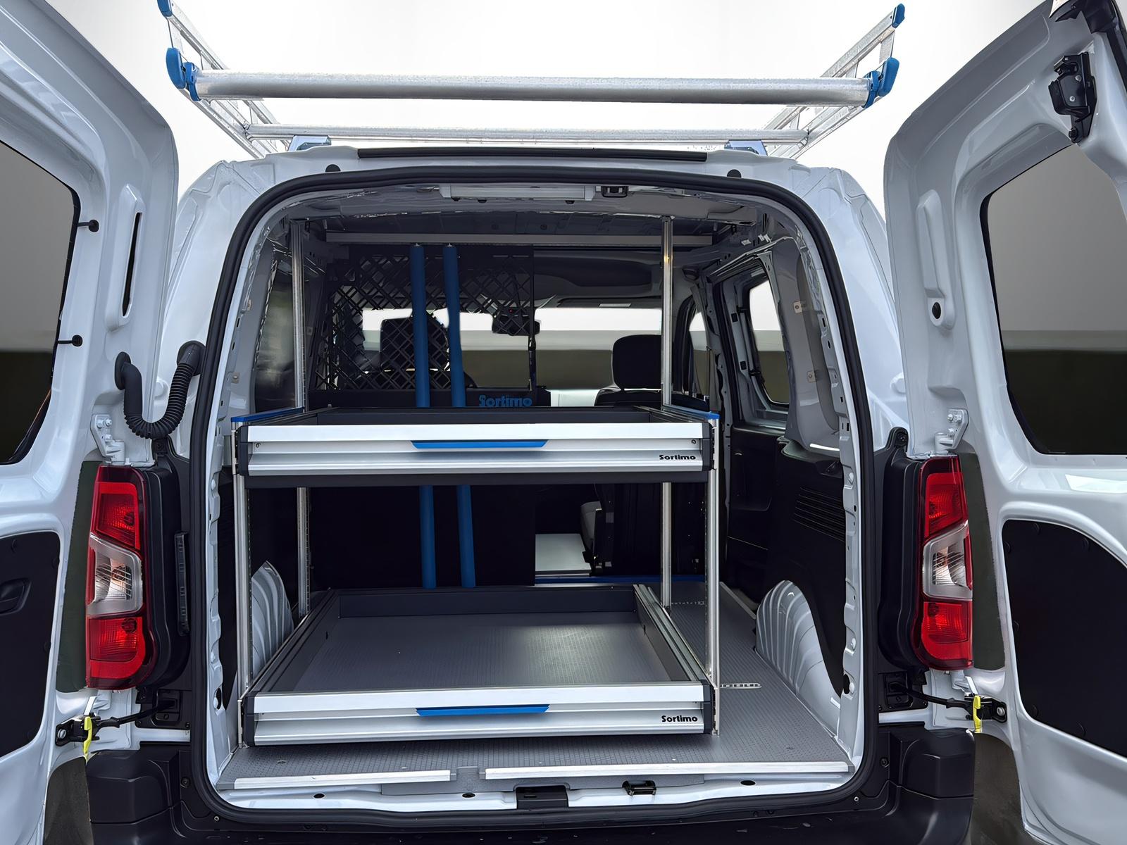 TOYOTA PROACE CITY Van L1 1.2 Active-image-9