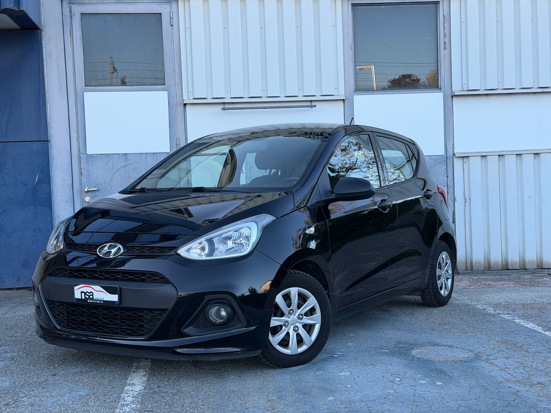 HYUNDAI i10