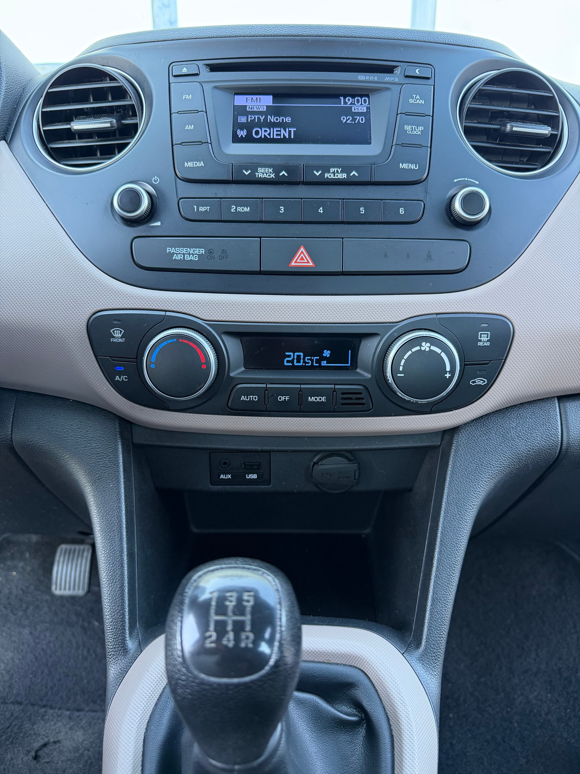 HYUNDAI i10-image-20