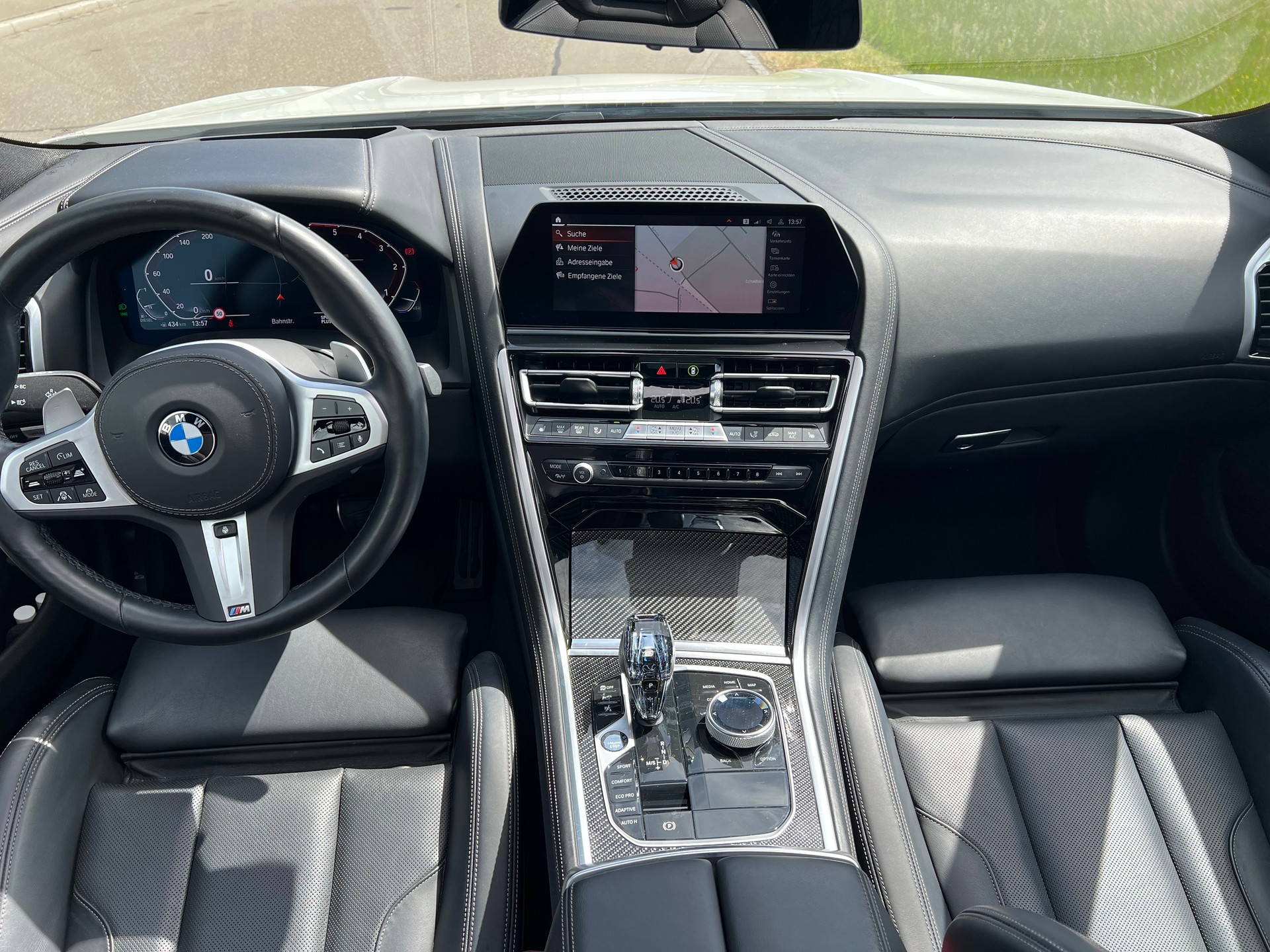 BMW 840d xDrive 48V M Sport Pro Steptronic-image-18