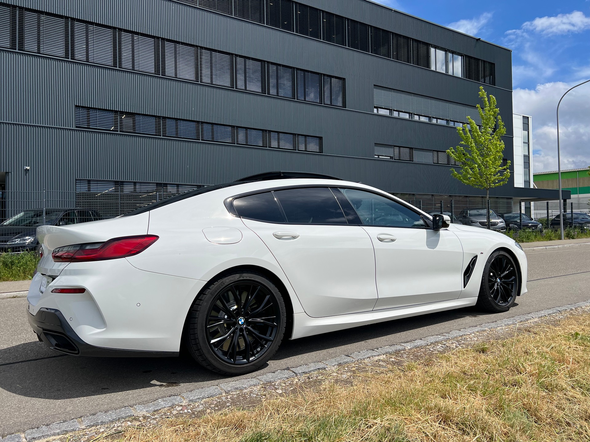 BMW 840d xDrive 48V M Sport Pro Steptronic-image-14