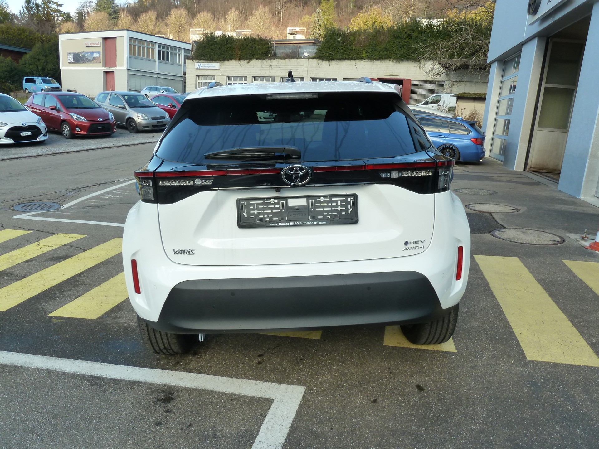 TOYOTA Yaris Cross 1.5 Trend e-CVT AWD-i 130PS-showroom-element-3