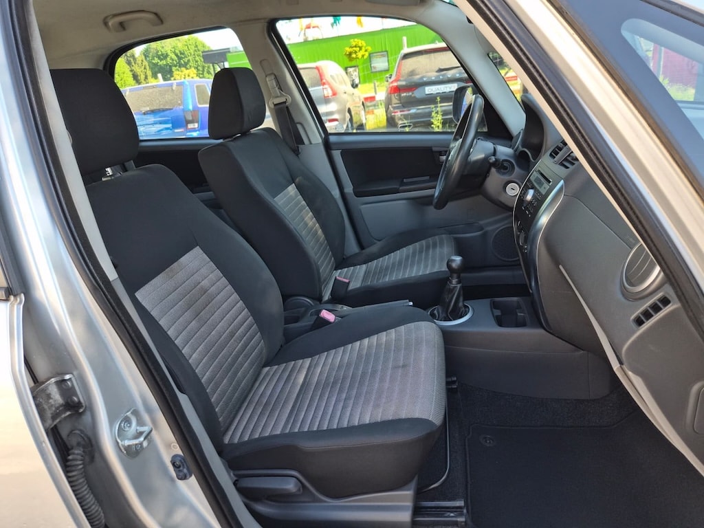 SUZUKI SX4 1.6 16V GL Top Piz Sulai 4WD-image-9