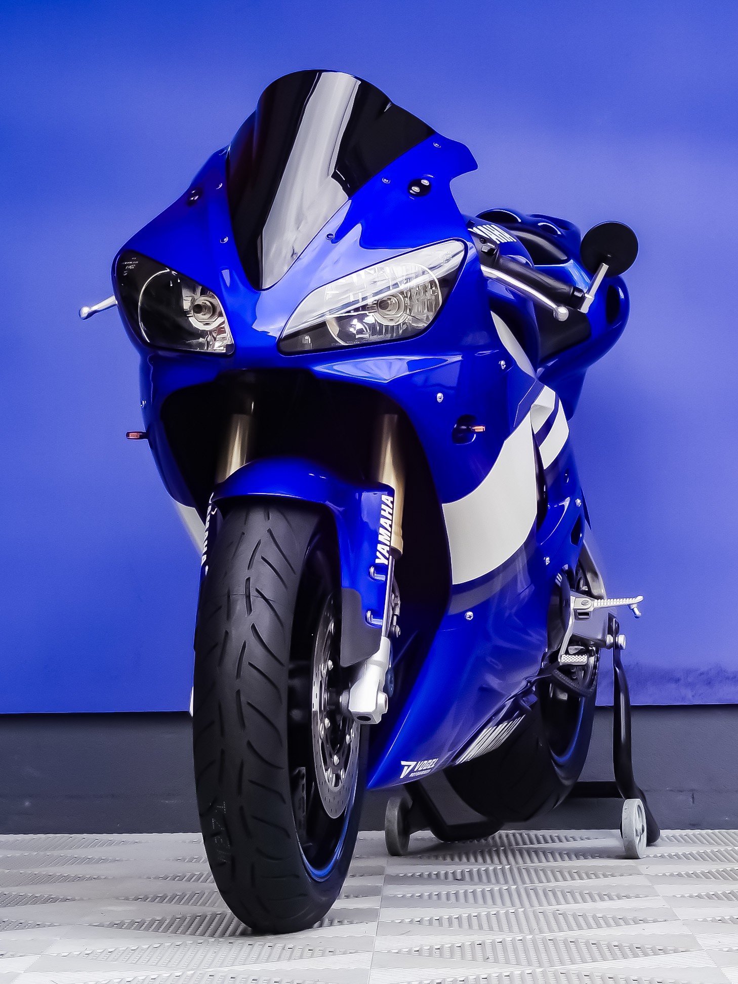 YAMAHA YZF-R1-image-3