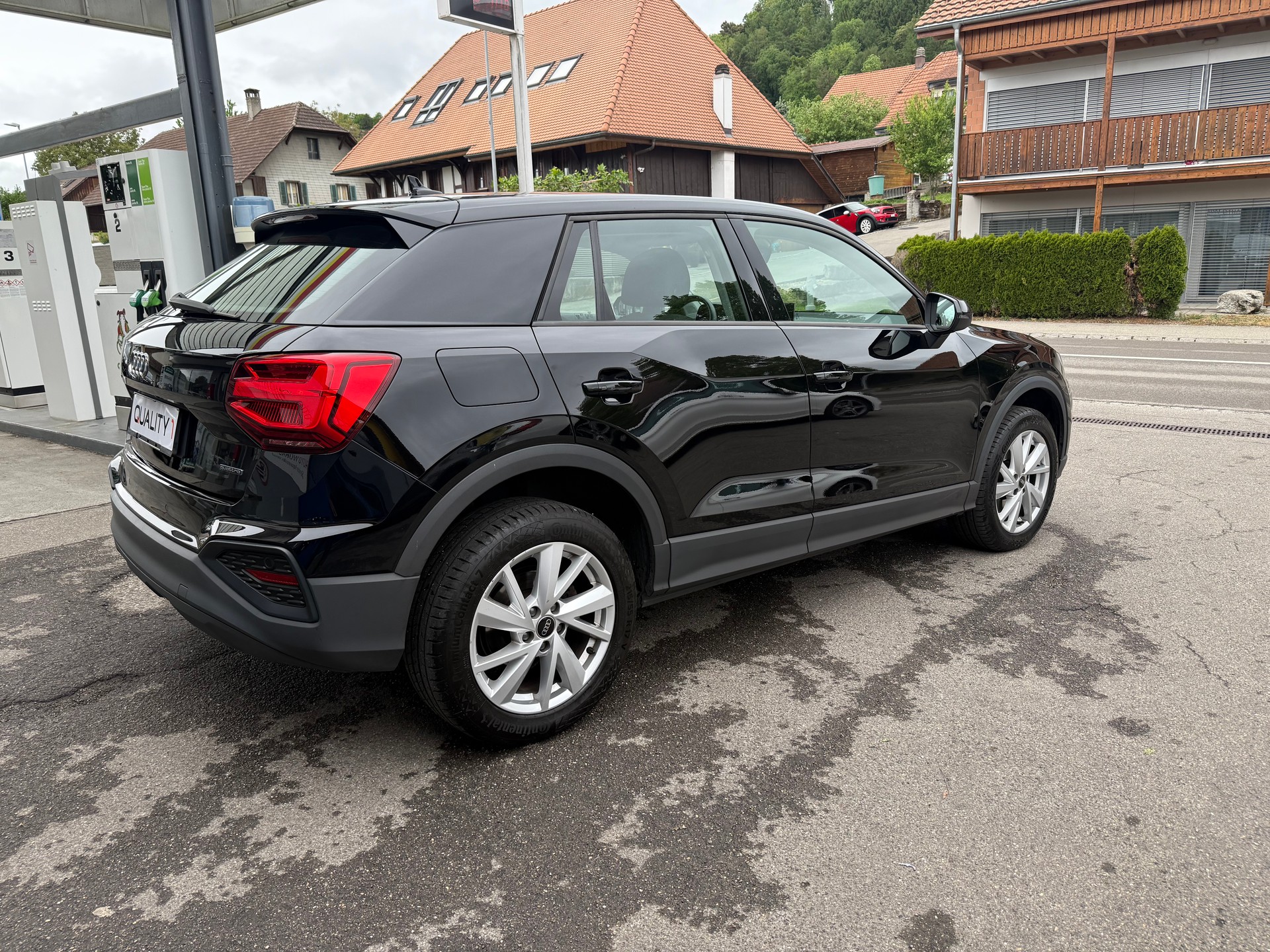 AUDI Q2 40 TFSI quattro S-tronic-image-2