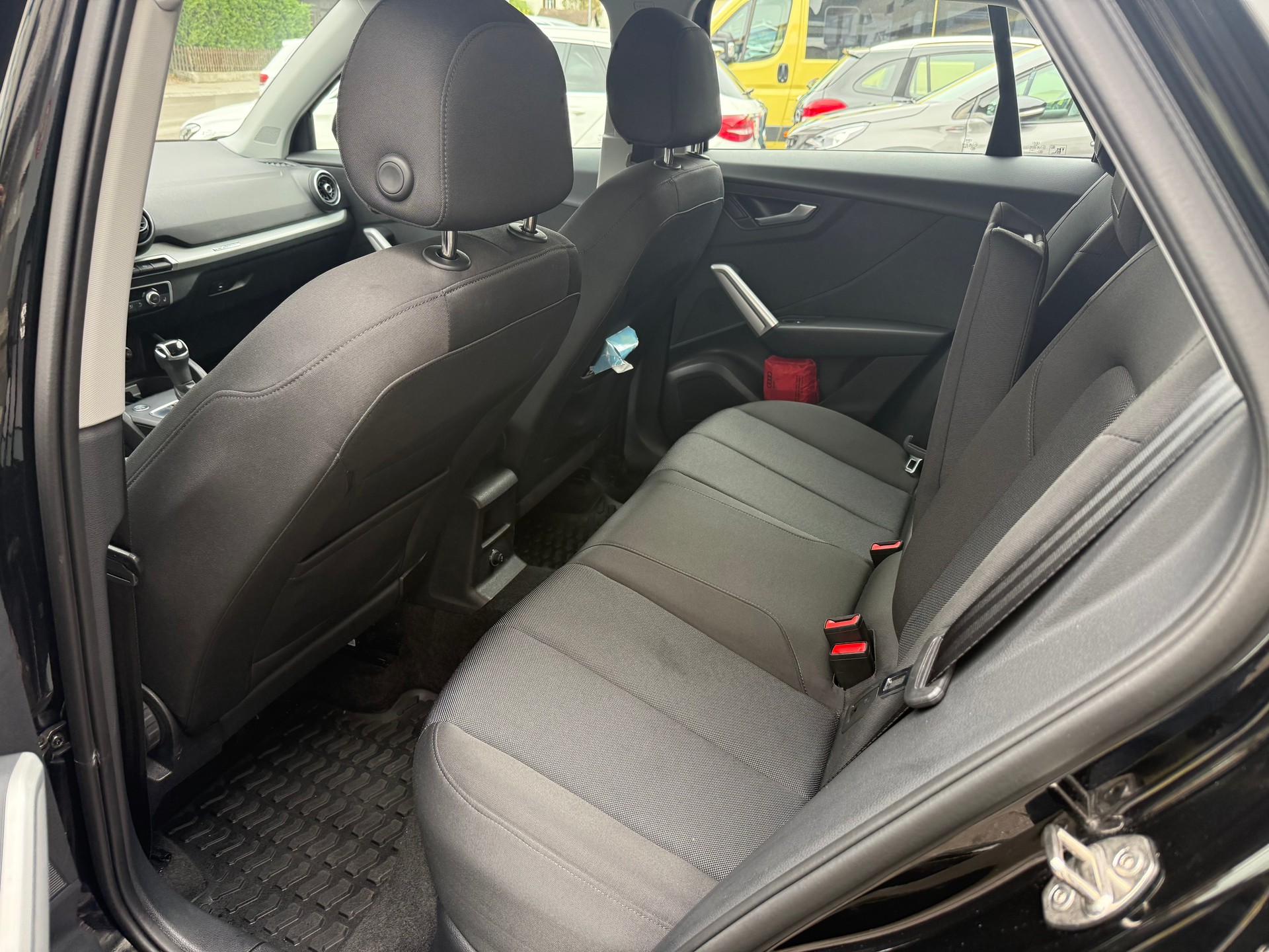 AUDI Q2 40 TFSI quattro S-tronic-image-9