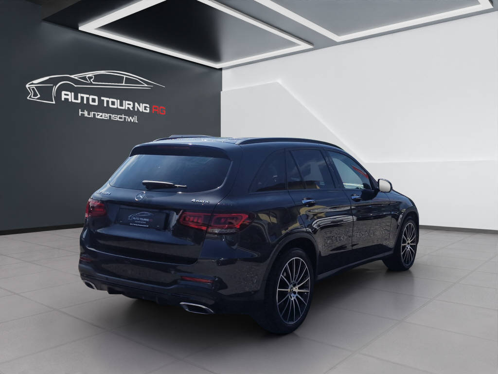 MERCEDES-BENZ GLC 220 d AMG Line 4m-image-2