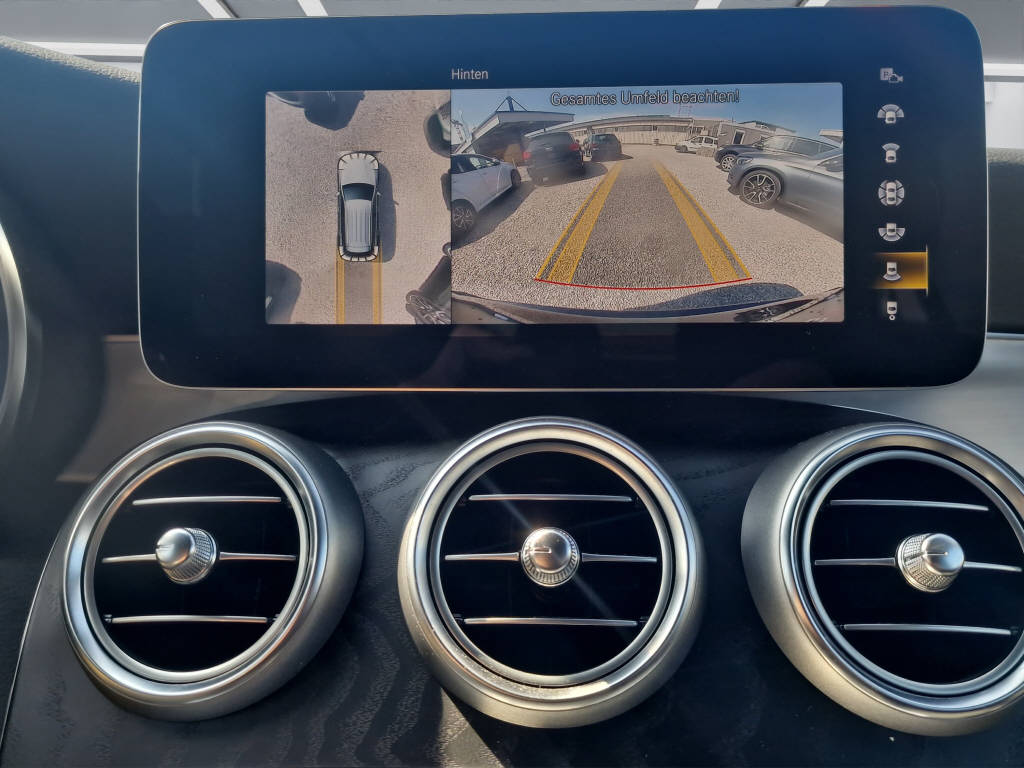 MERCEDES-BENZ GLC 220 d AMG Line 4m-image-12