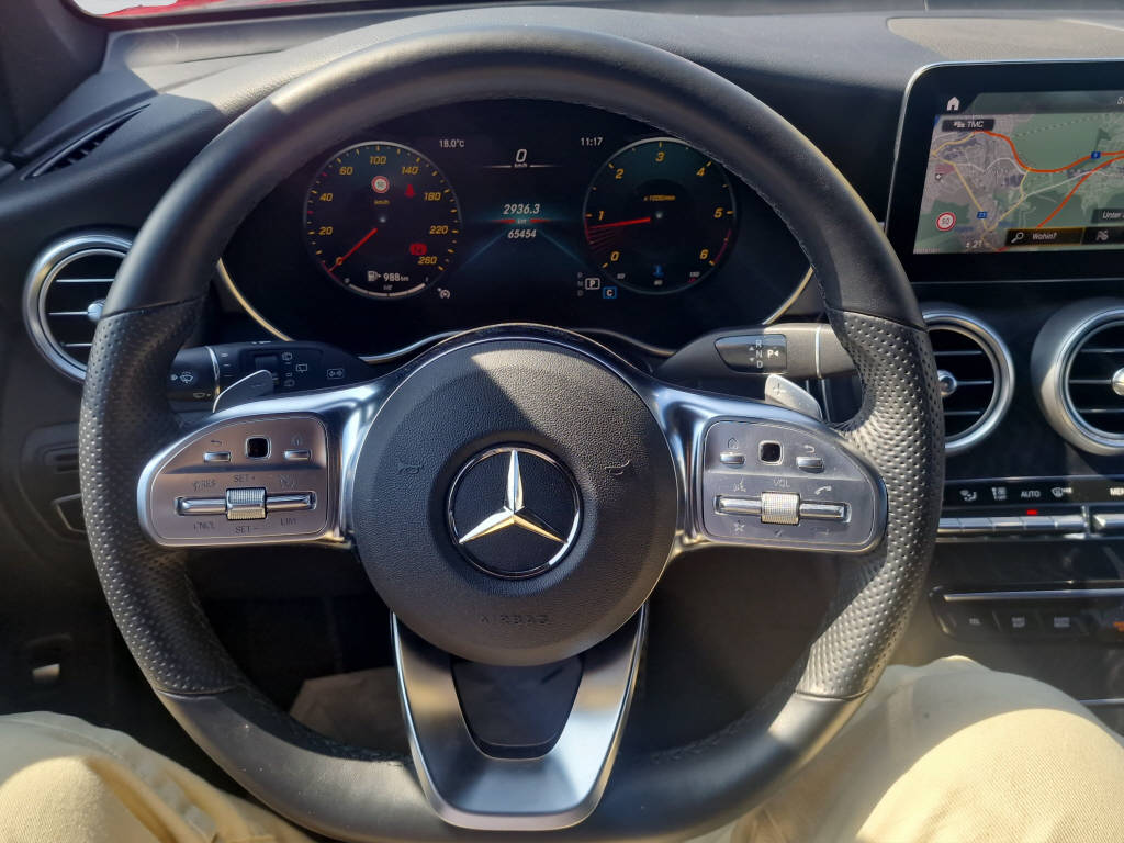 MERCEDES-BENZ GLC 220 d AMG Line 4m-image-14
