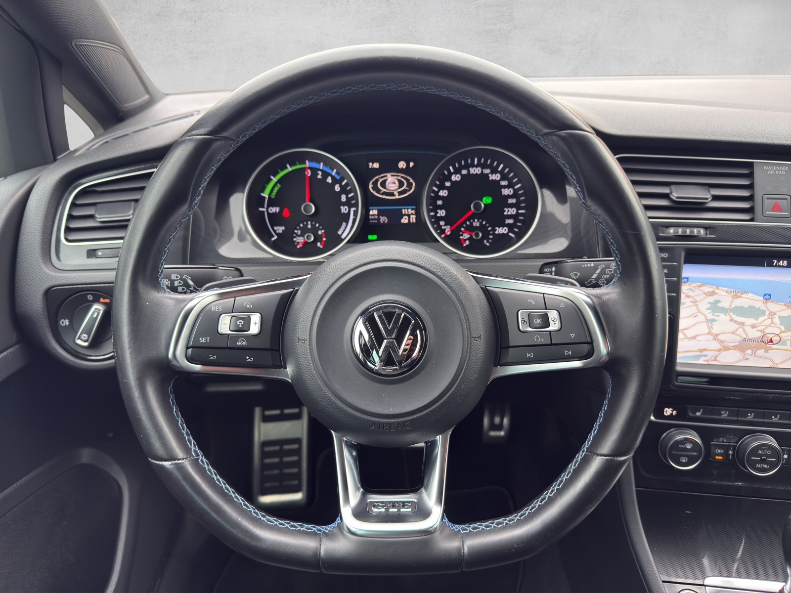 VW Golf 1.4 TSI GTE DSG-image-12