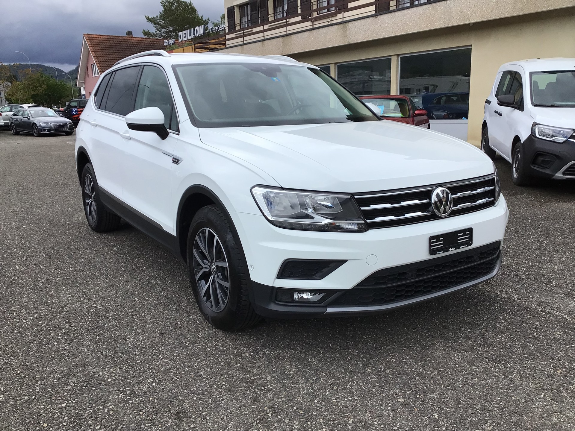 VW Tiguan Allspace 2.0 TDI SCR Comfortline 4MotionDSG-image-2