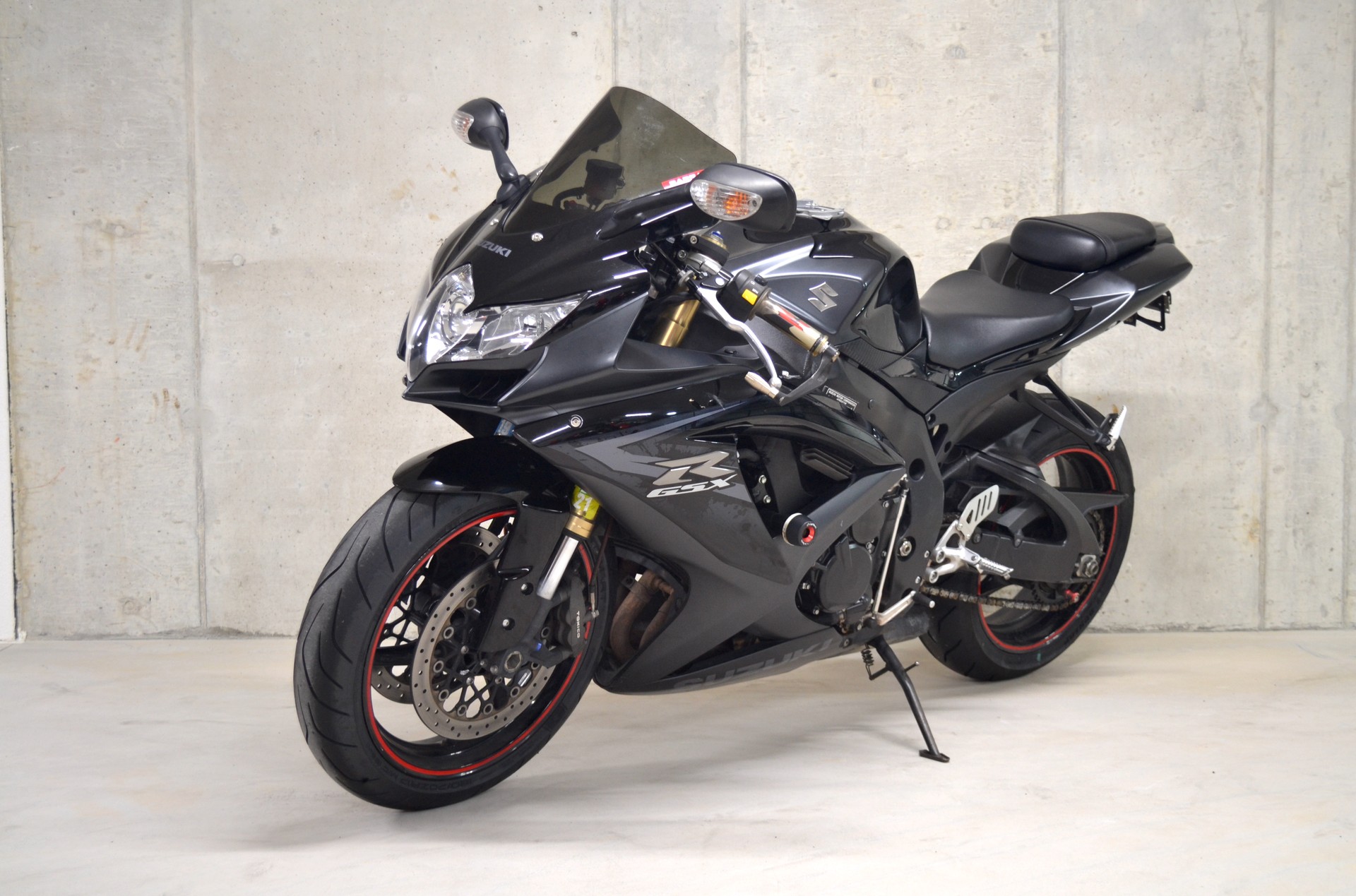 SUZUKI GSX-R 600 L0-image-1