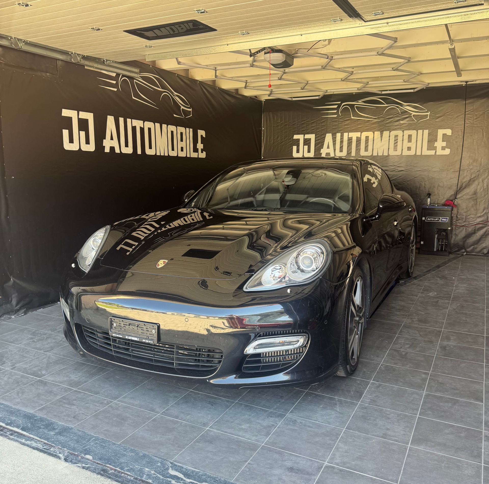 PORSCHE Turbo 4.8