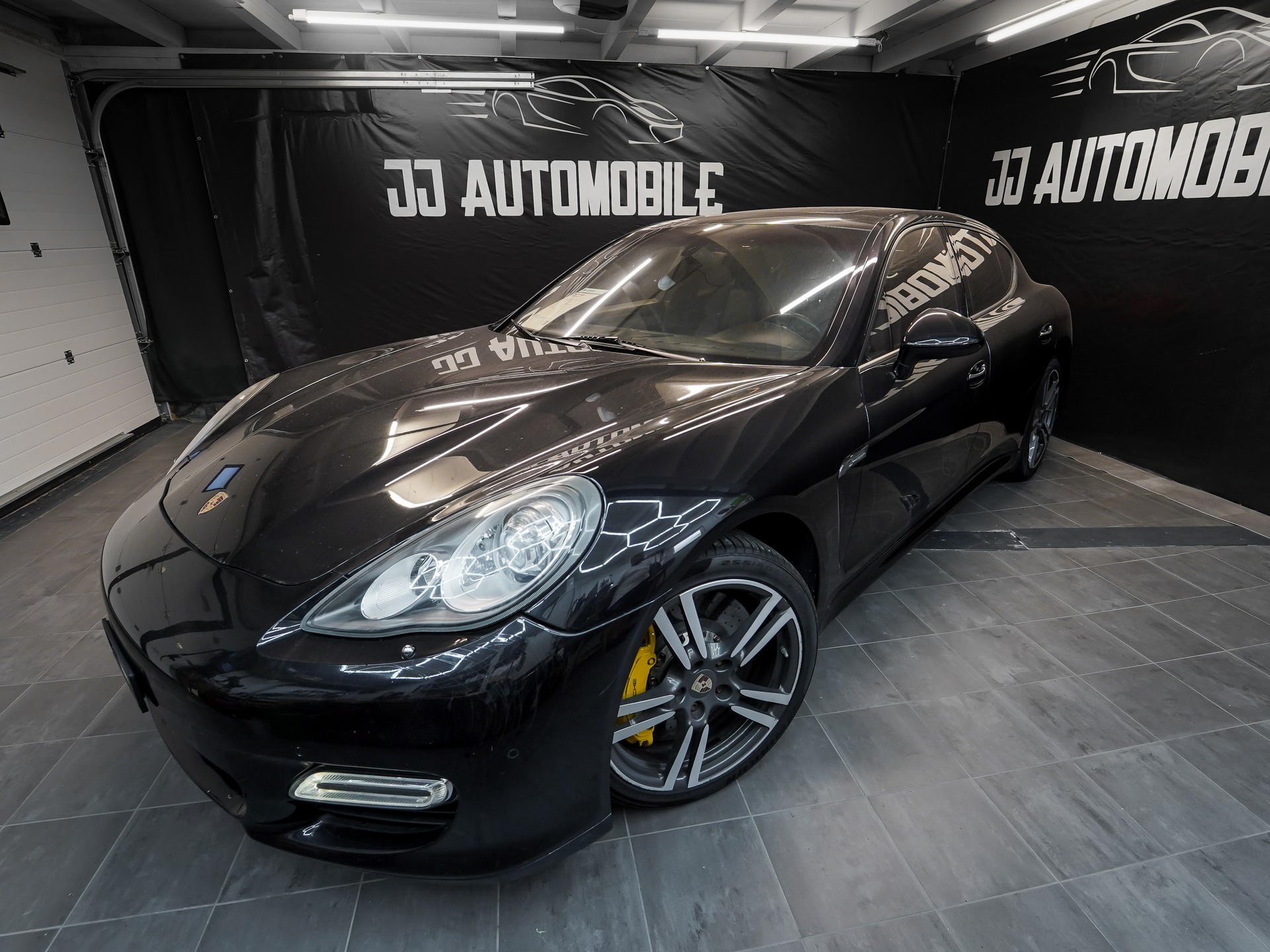 PORSCHE Turbo 4.8