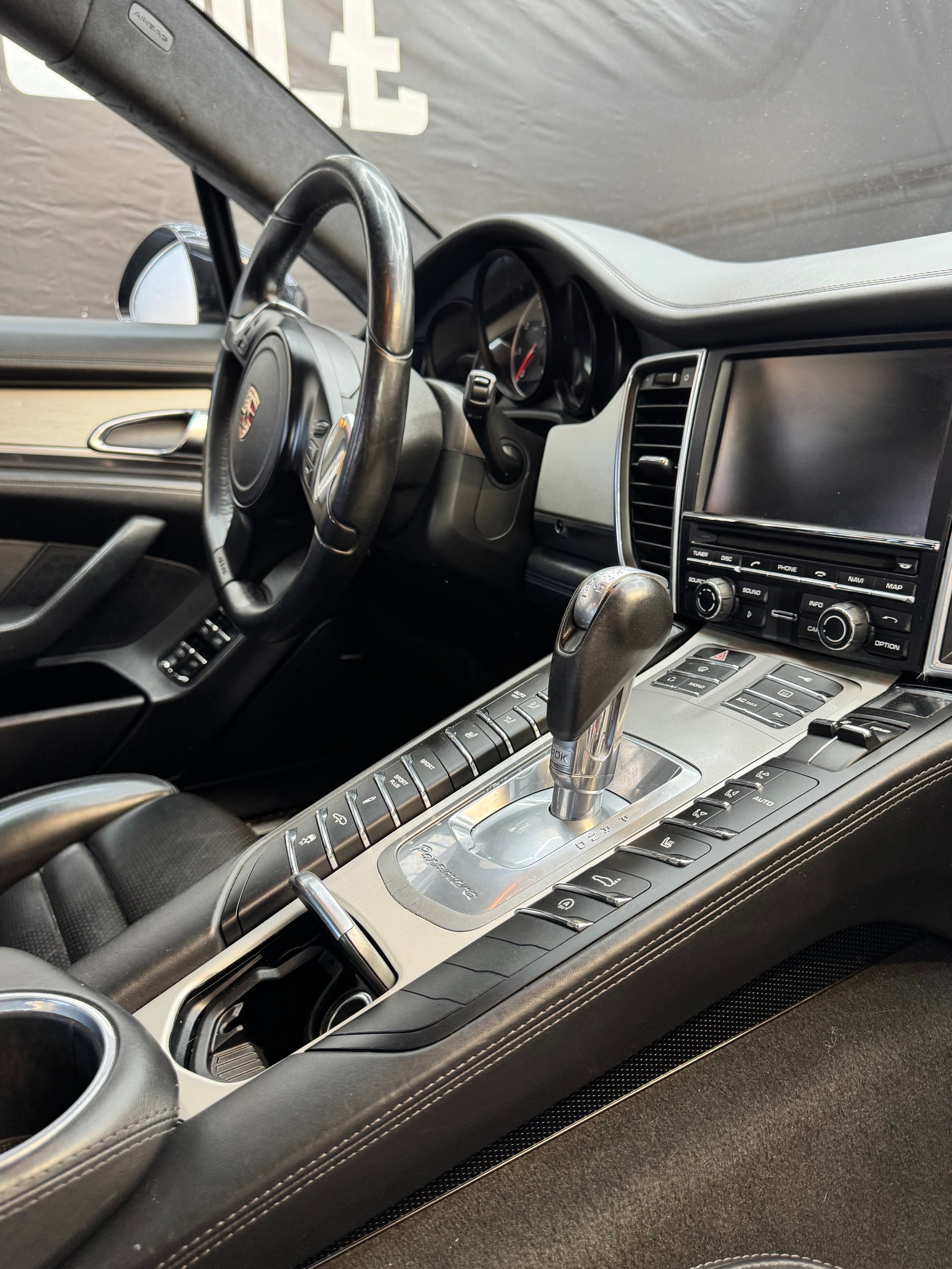 PORSCHE Turbo 4.8-image-9