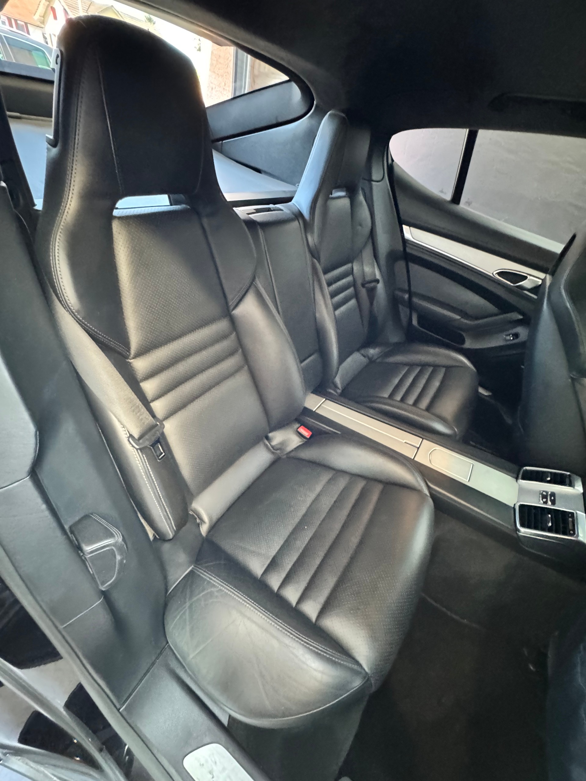 PORSCHE Turbo 4.8-image-5