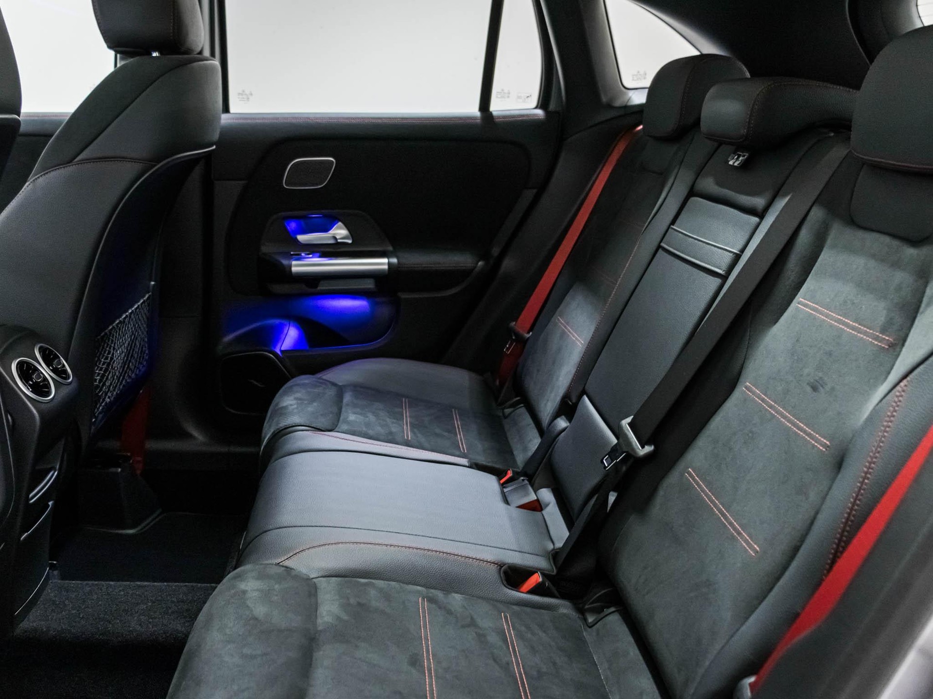 MERCEDES-BENZ GLA 45 AMG S 4MATIC+-image-7