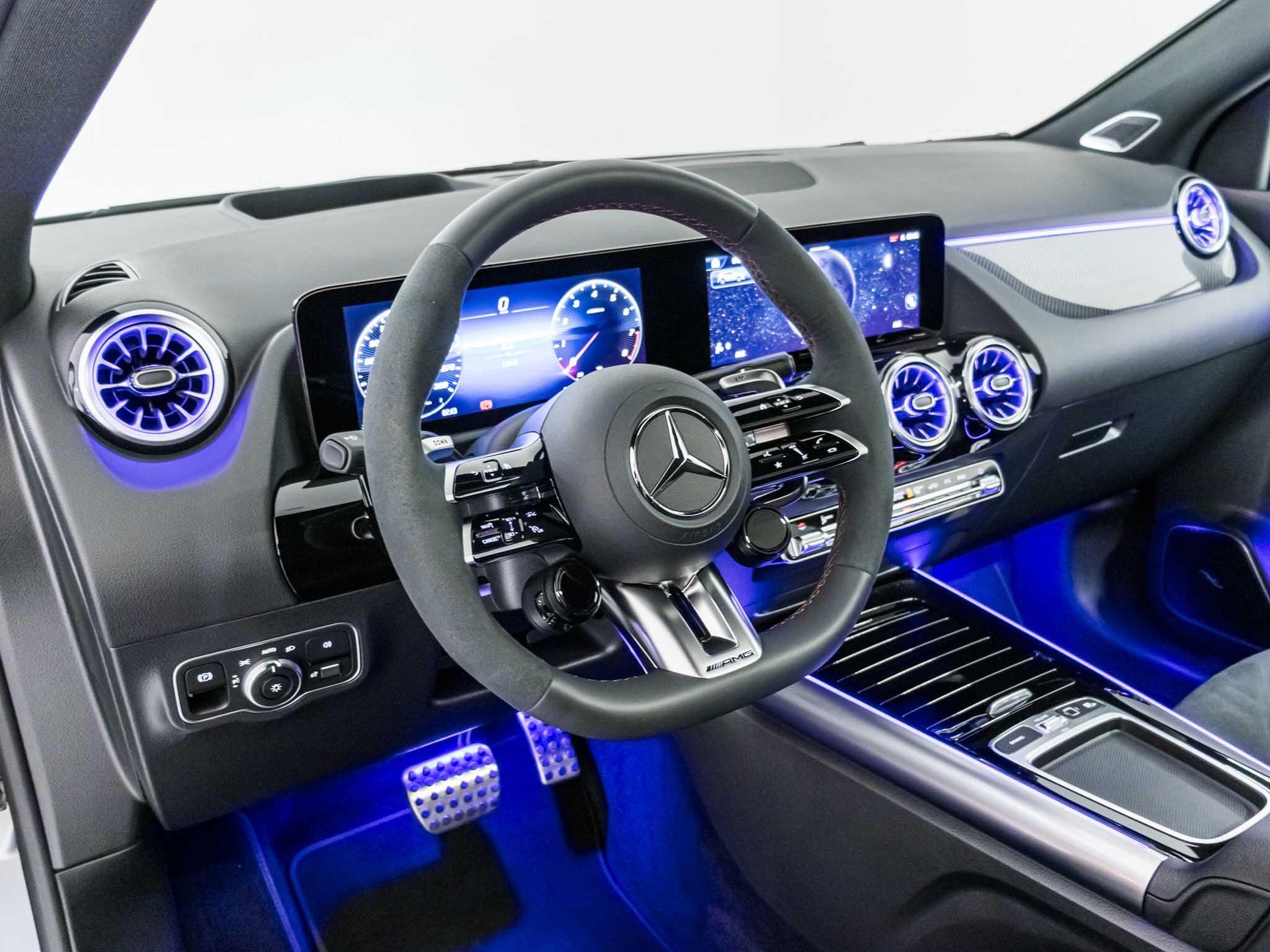 MERCEDES-BENZ GLA 45 AMG S 4MATIC+-image-9