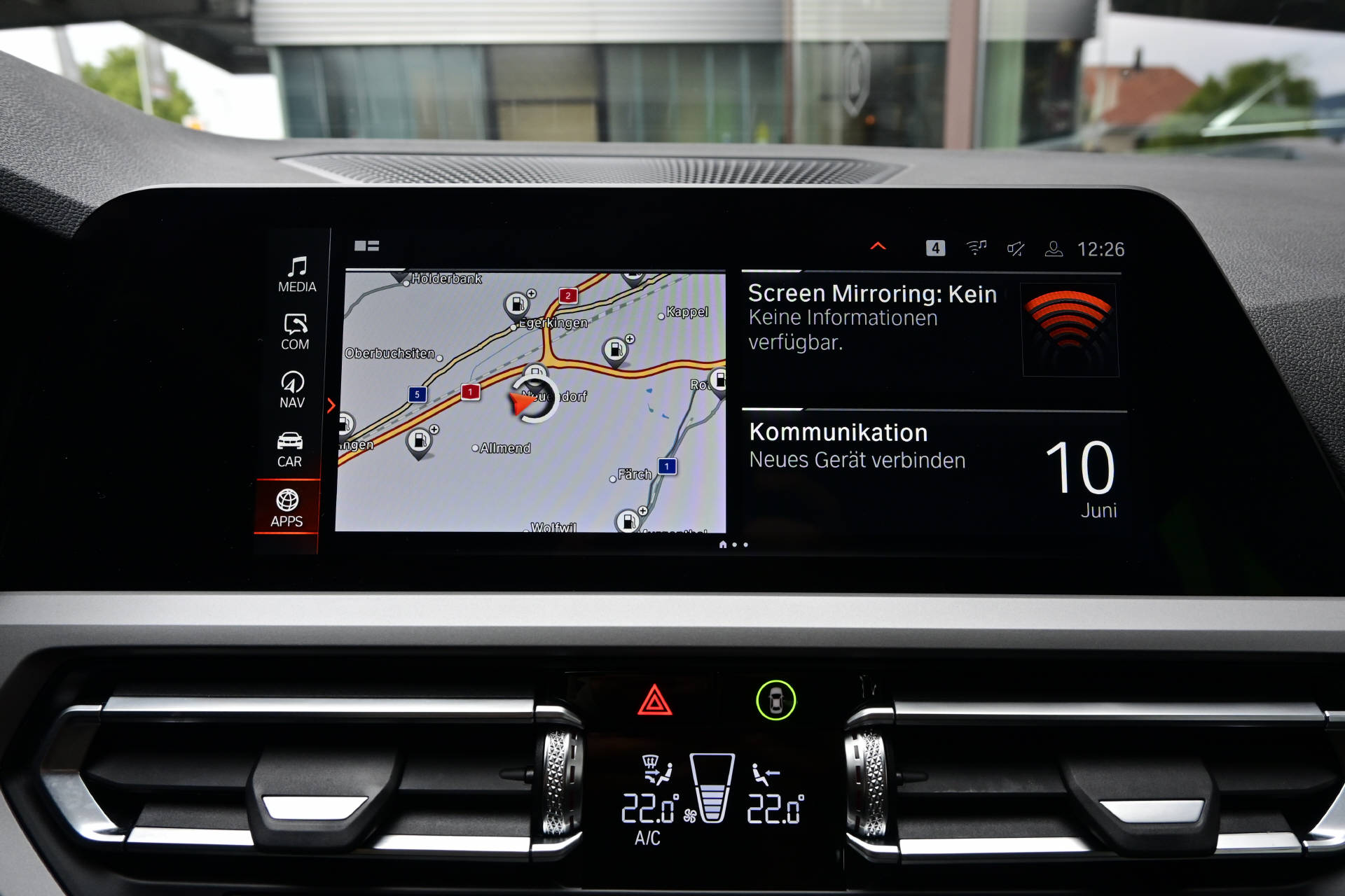 BMW 320d xDrive Touring *HUD*AHK*Laser-Light*-image-16
