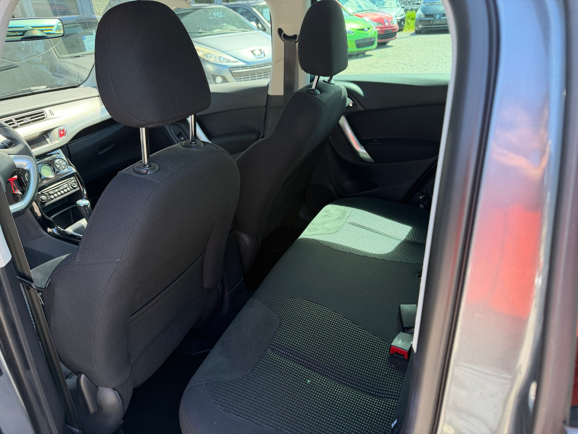 CITROEN C3 1.6i 16V Exclusive Automatic-image-6