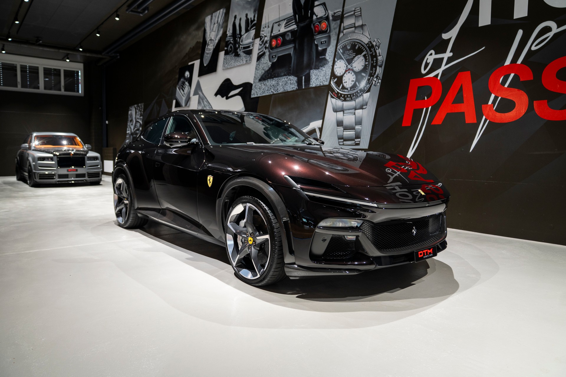 FERRARI Purosangue 6.5 V12