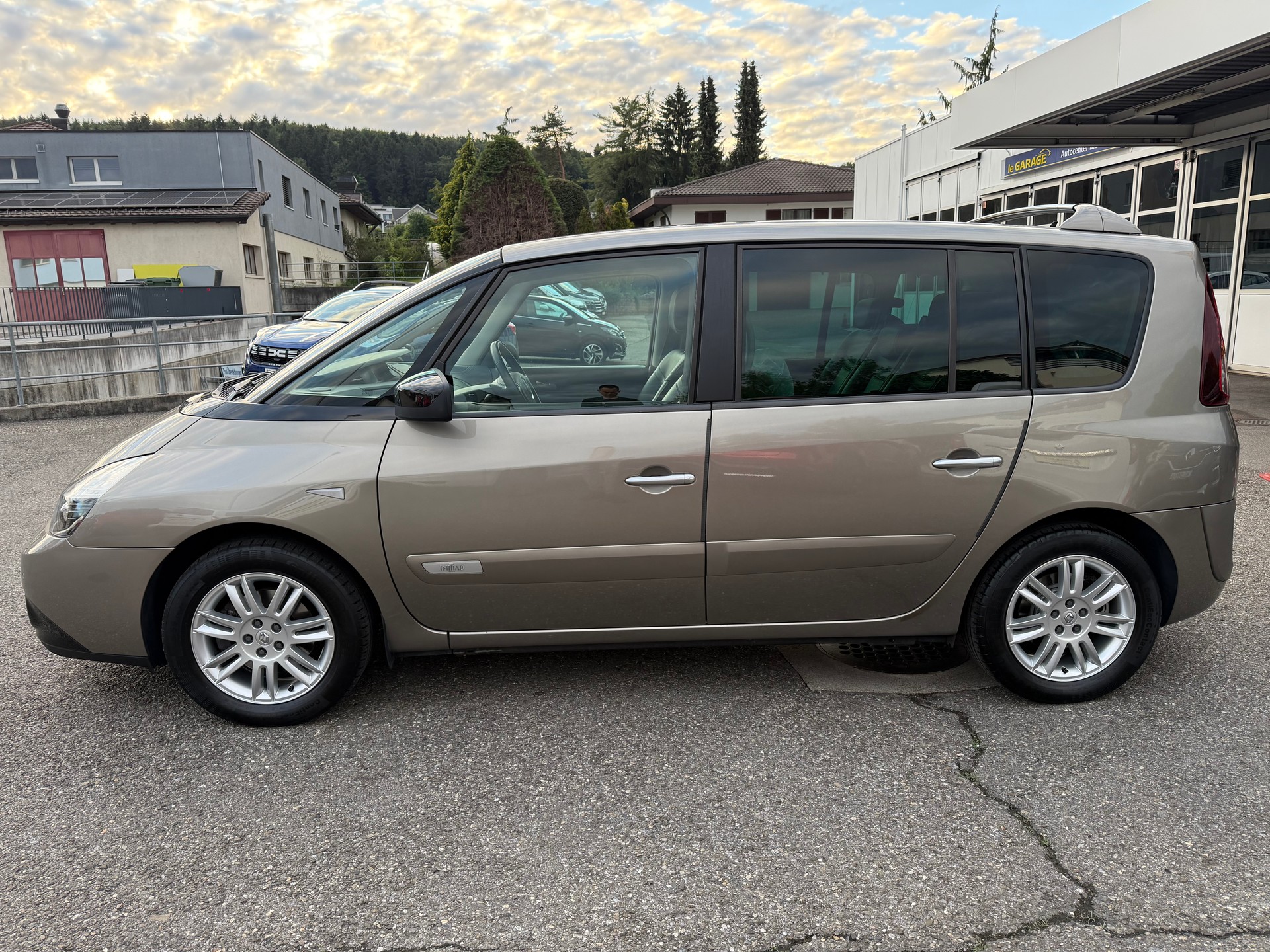 RENAULT Espace 2.0 Turbo Initiale 7 Plätzer-showroom-element-2