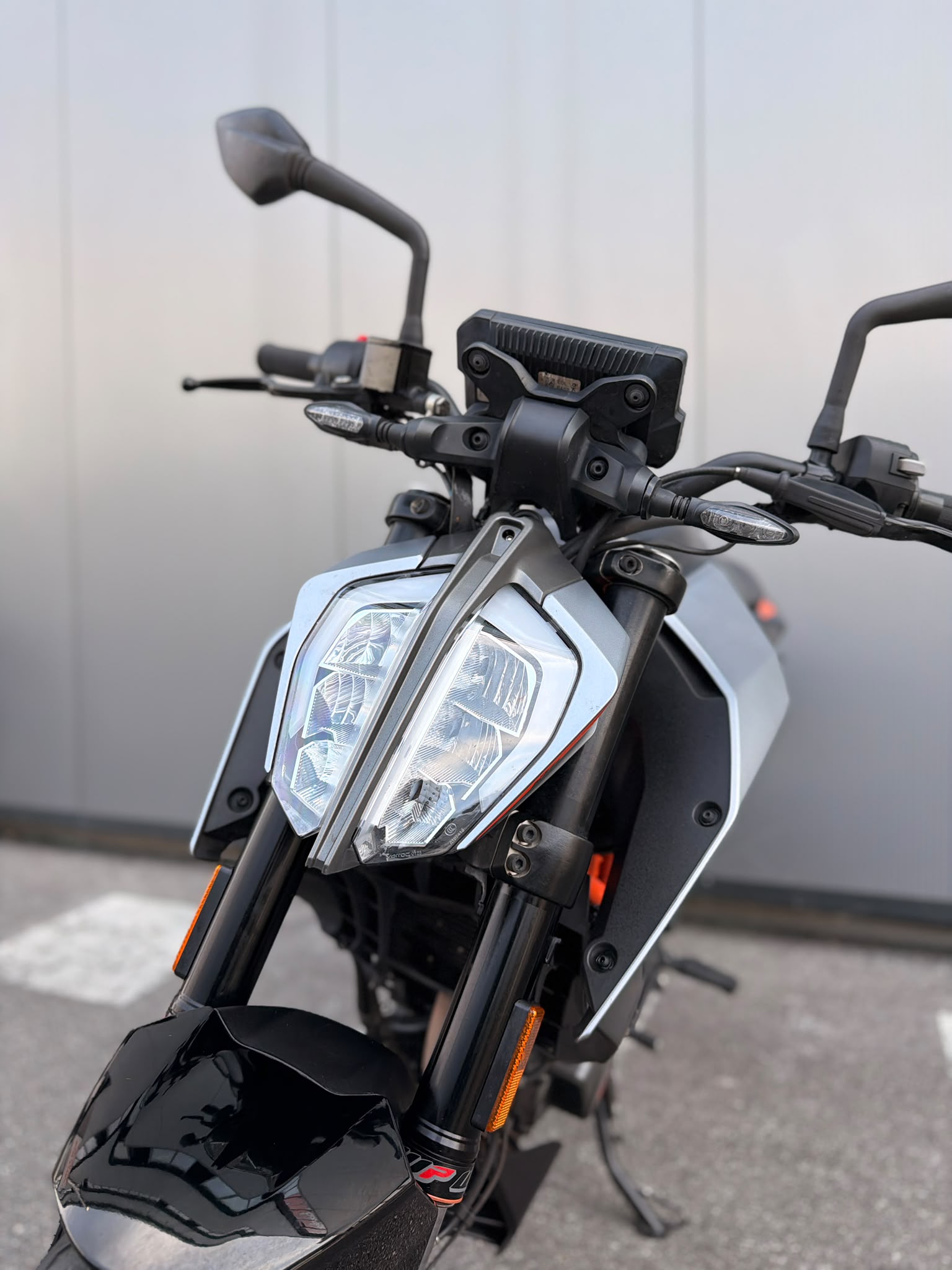 KTM 125 Duke-image-6