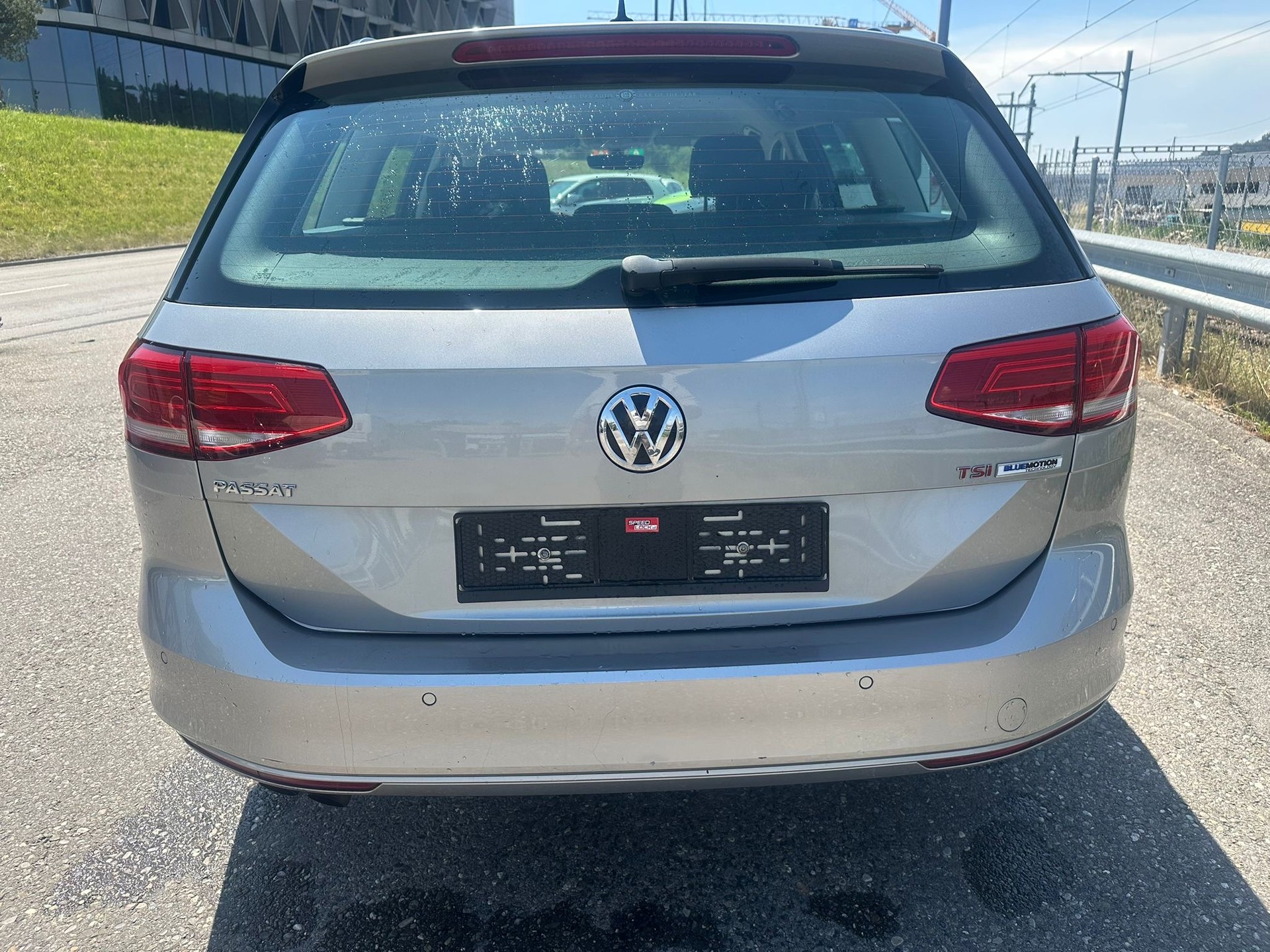 VW Passat Variant 1.8 TSI BMT Comfortline DSG-image-4