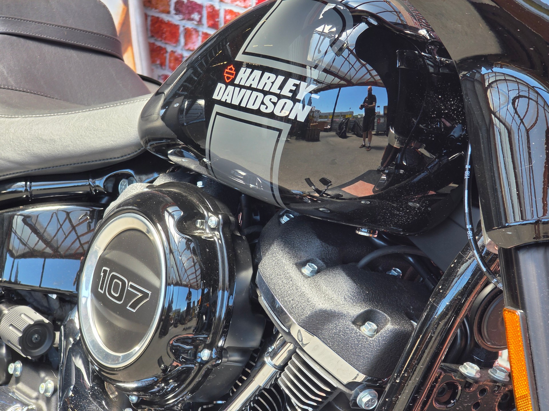 HARLEY-DAVIDSON FLSB SPORT GLIDE 107-image-6