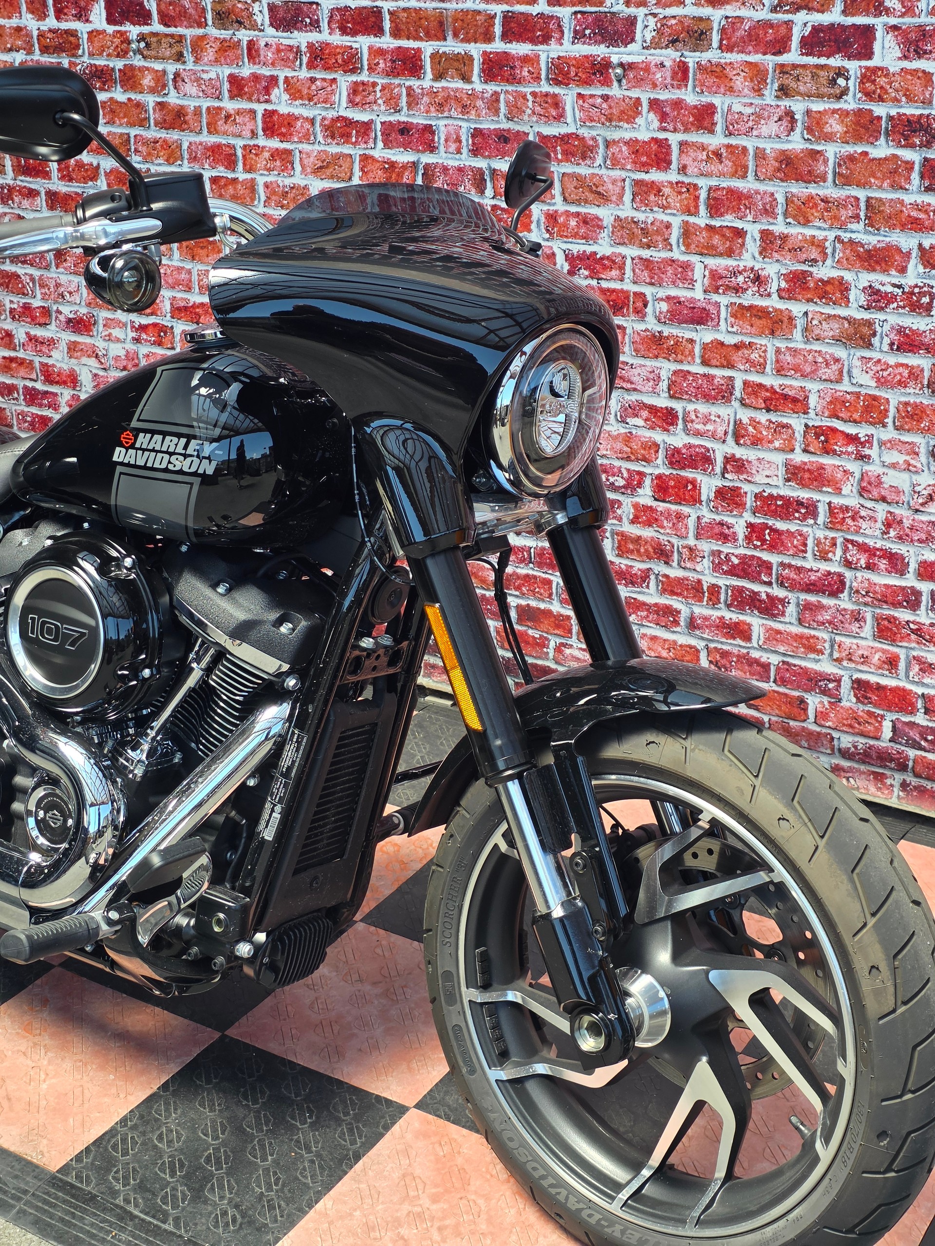 HARLEY-DAVIDSON FLSB SPORT GLIDE 107-image-4