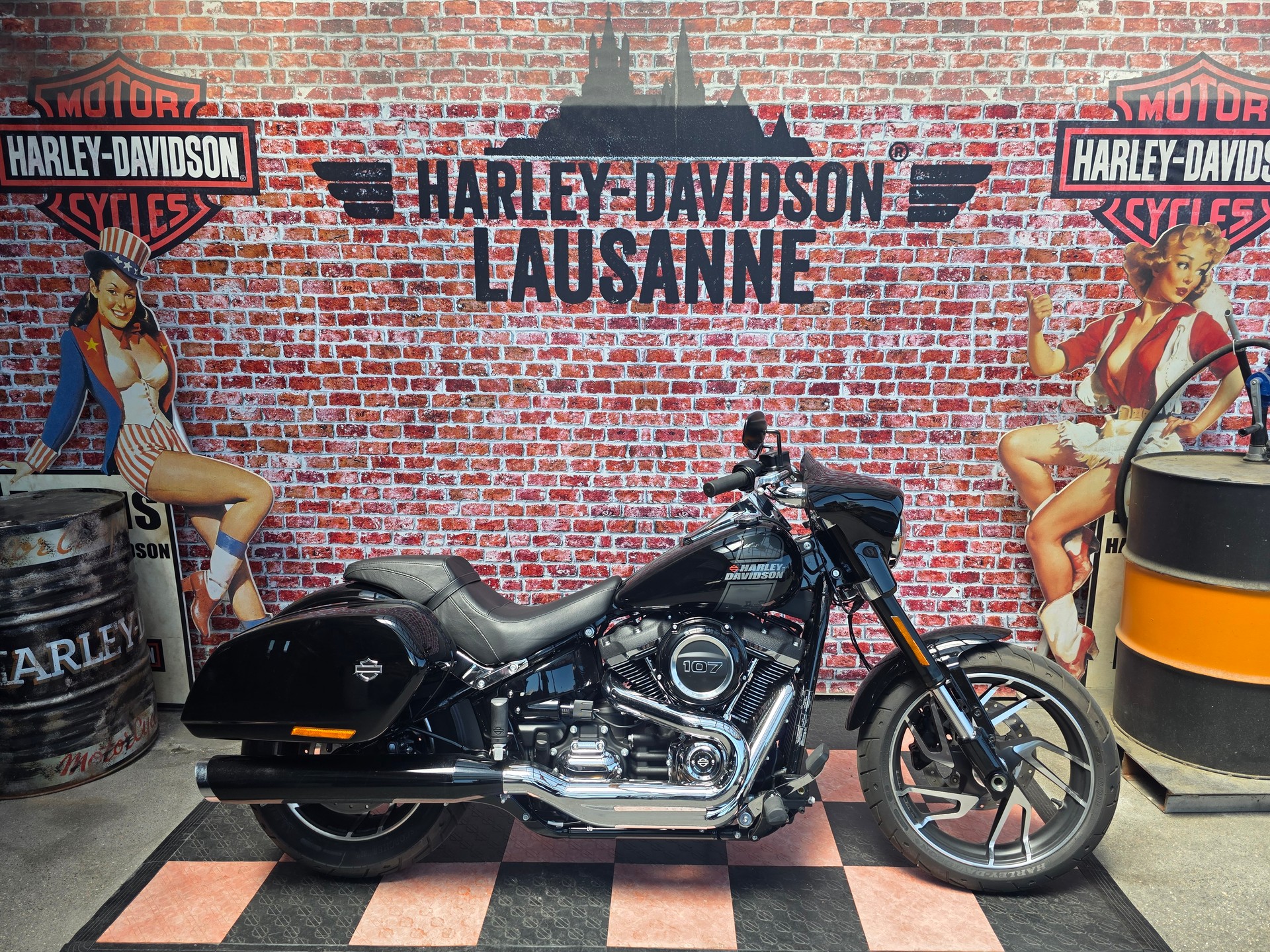 HARLEY-DAVIDSON FLSB SPORT GLIDE 107-image-0