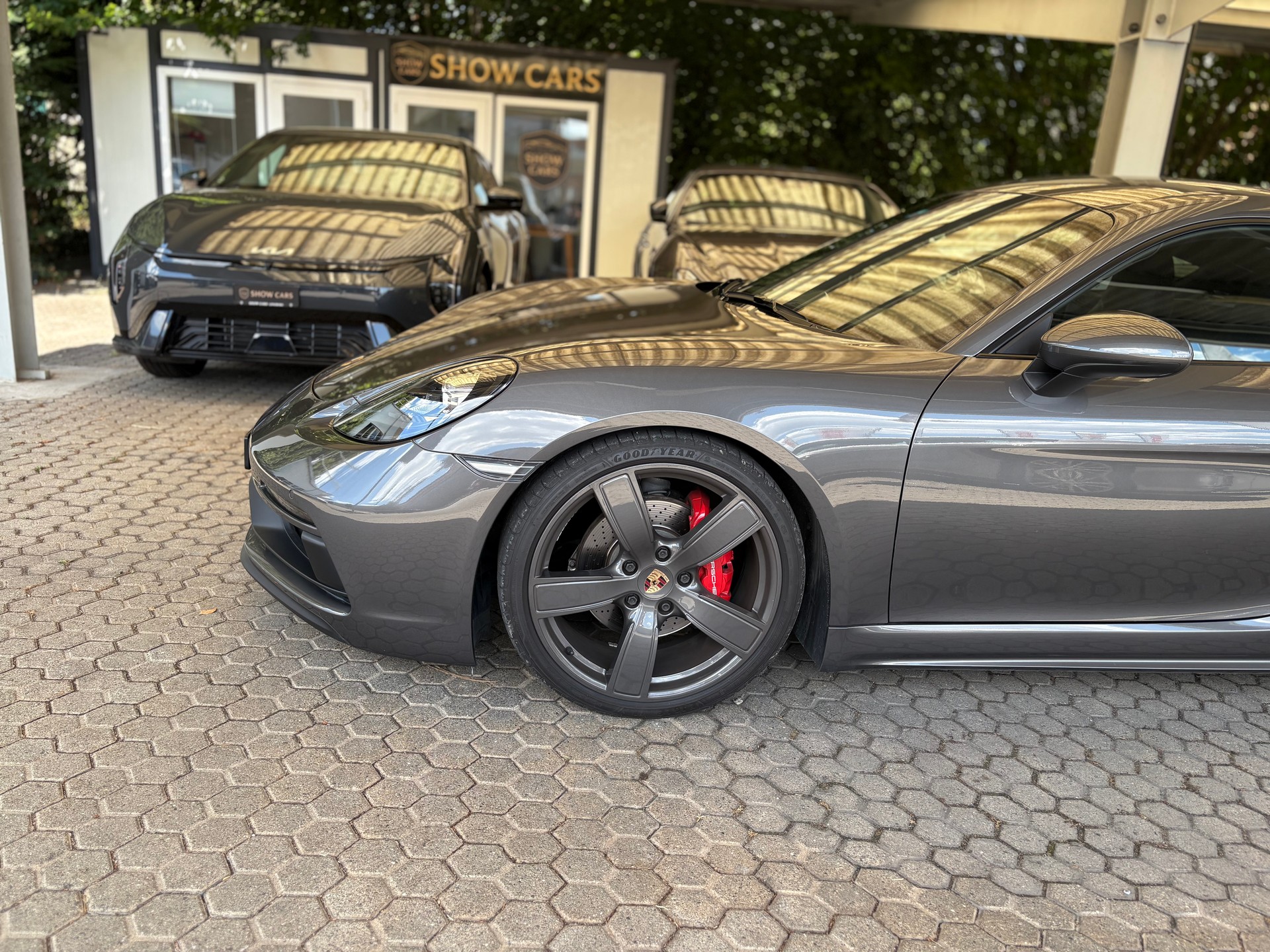 PORSCHE 718 Cayman GTS 2.5 PDK-image-1