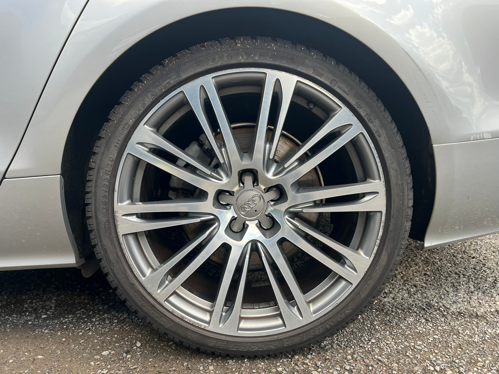 AUDI A7-image-13