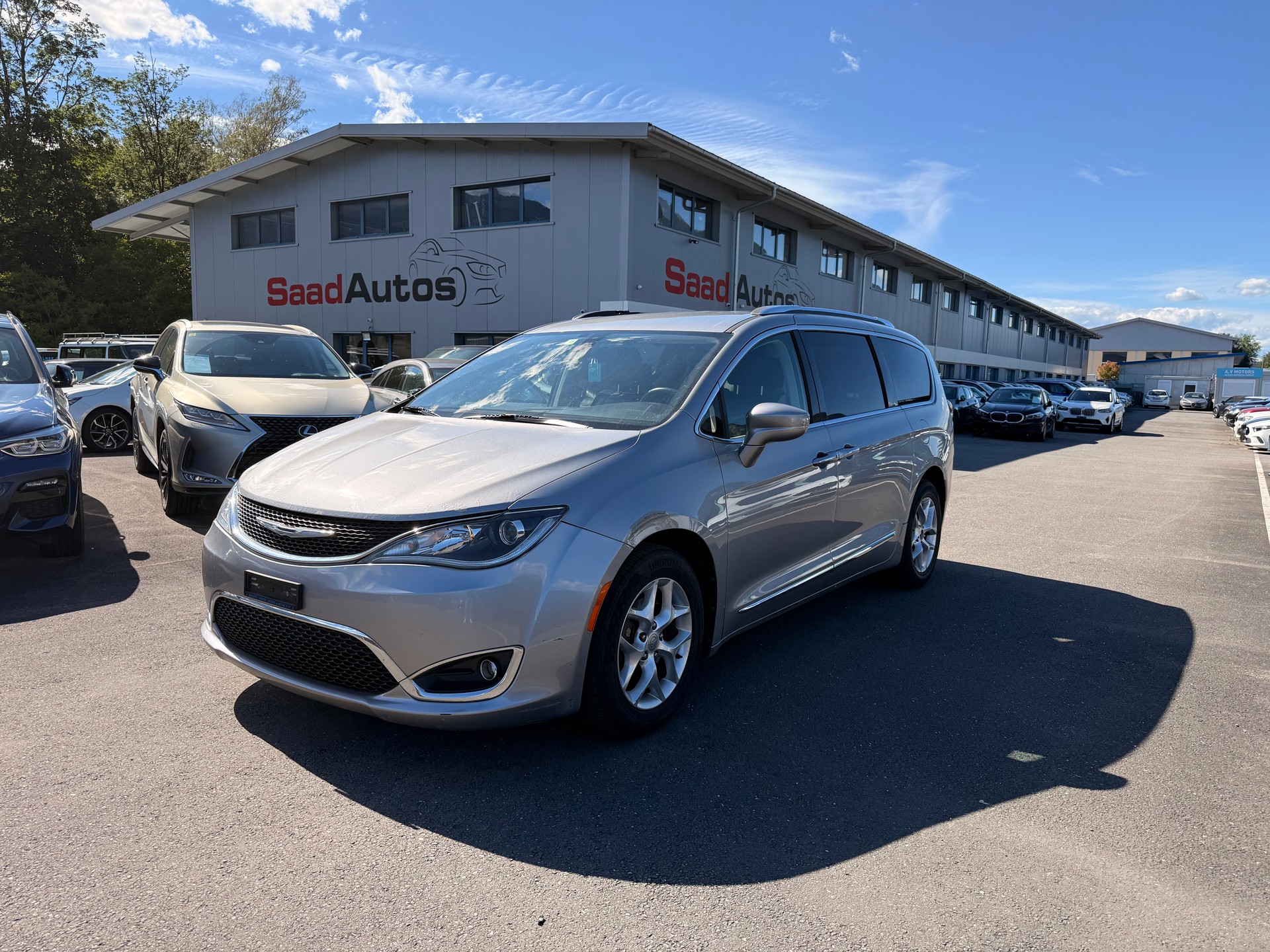 CHRYSLER PACIFICA