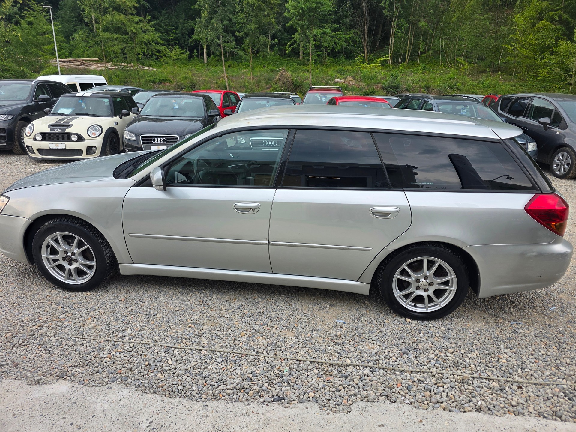 SUBARU Legacy 2.0i AWD Swiss Automat / Fahrbar-showroom-element-1