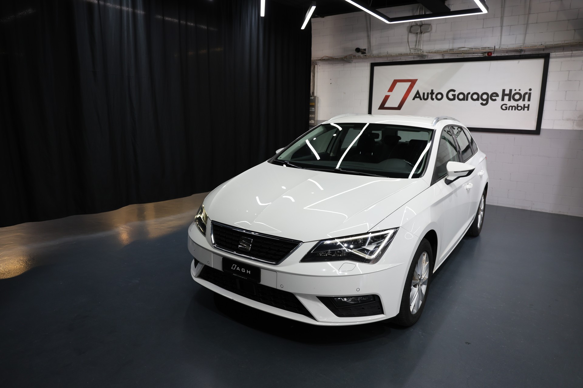 SEAT Leon ST 2.0 TDI CR FR DSG-showroom-element-3