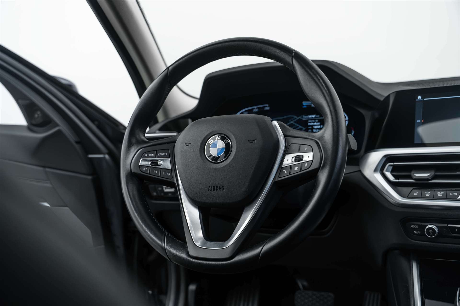 BMW 320d 48V Touring Sport Line Steptronic-image-10