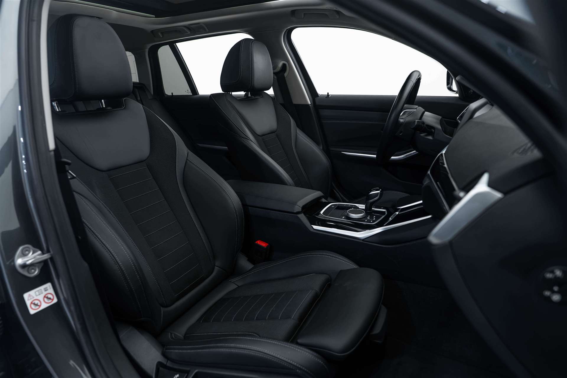 BMW 320d 48V Touring Sport Line Steptronic-image-12