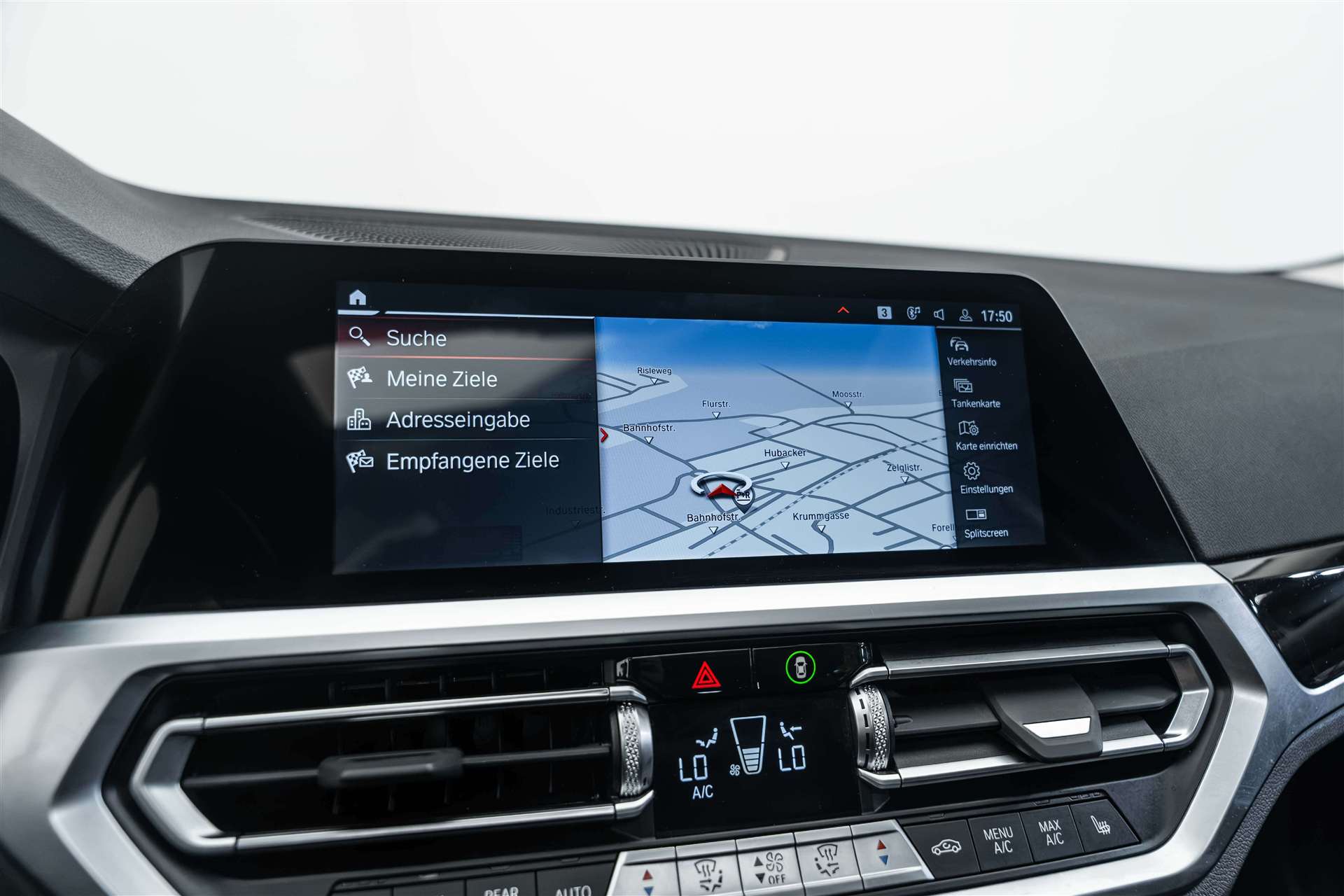 BMW 320d 48V Touring Sport Line Steptronic-image-23