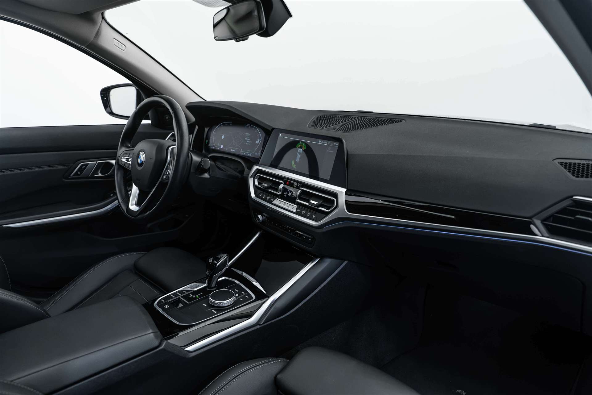 BMW 320d 48V Touring Sport Line Steptronic-image-11